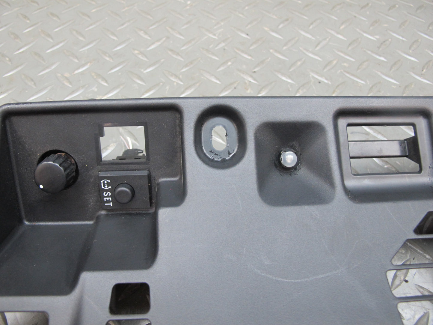 04-06 Lexus UCF30L LS430 Set of 2 Dash Left  & Right Lower Knee Trim Cover OEM