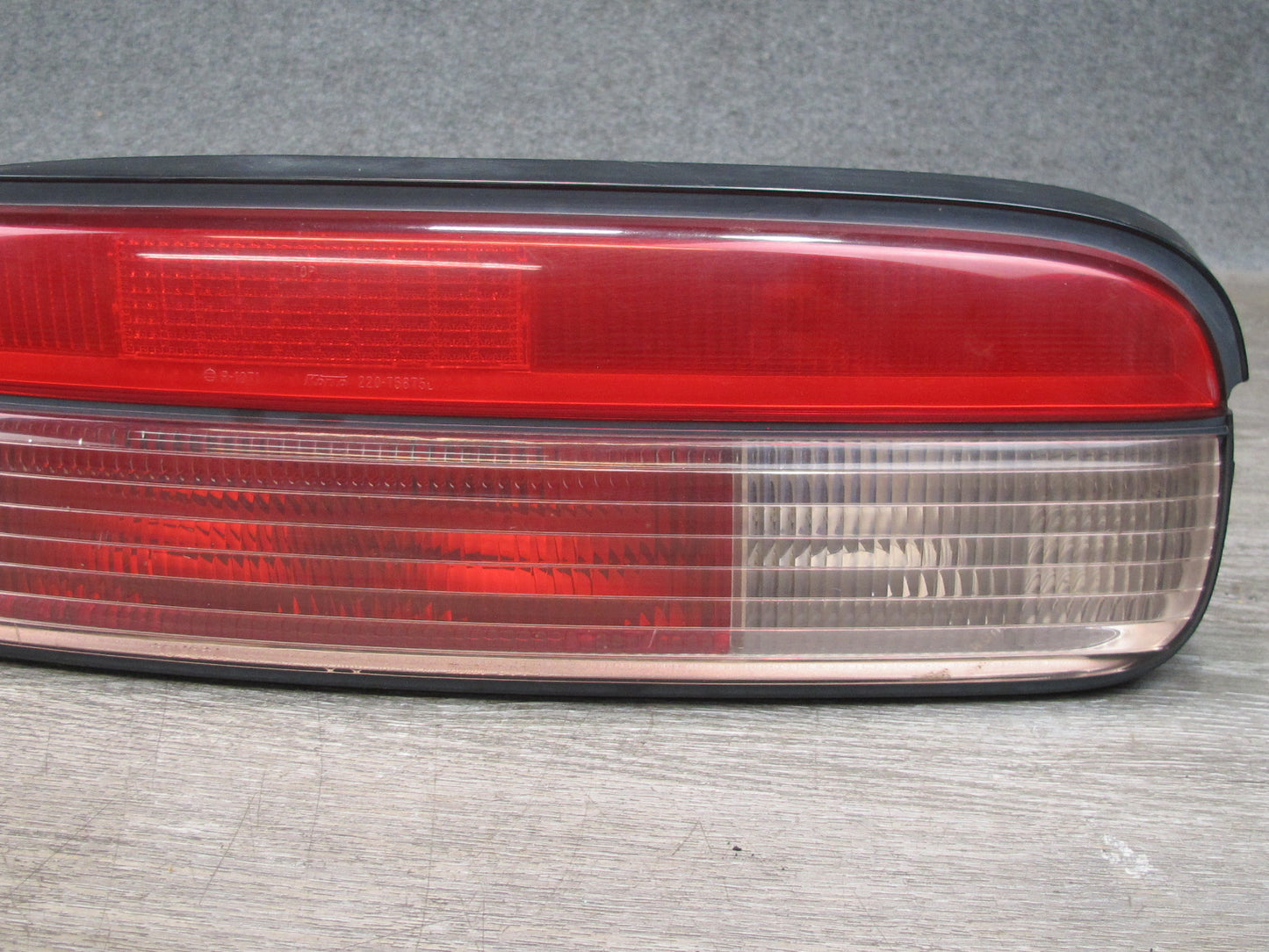 95-96 Lexus SC300 SC400 JZZ31L Set of 2 Rear Left & Right Tail Light Lamp OEM