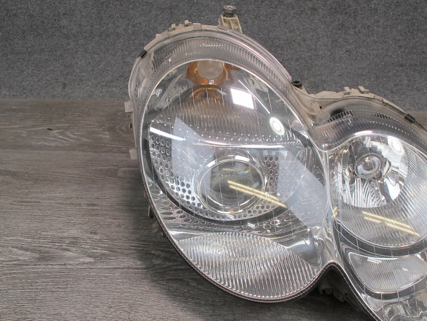 03-08 Mercedes R230 Sl-class Front Right Xenon HID Headlight Lamp OEM