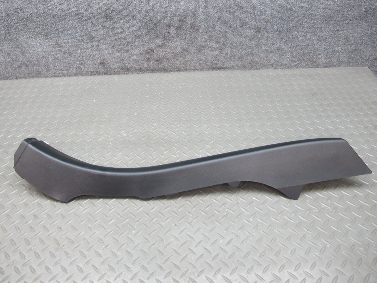 01-06 Lexus UCF30L LS430 Set of 2 Rear Quarter Lower Pillar Trim Panel OEM