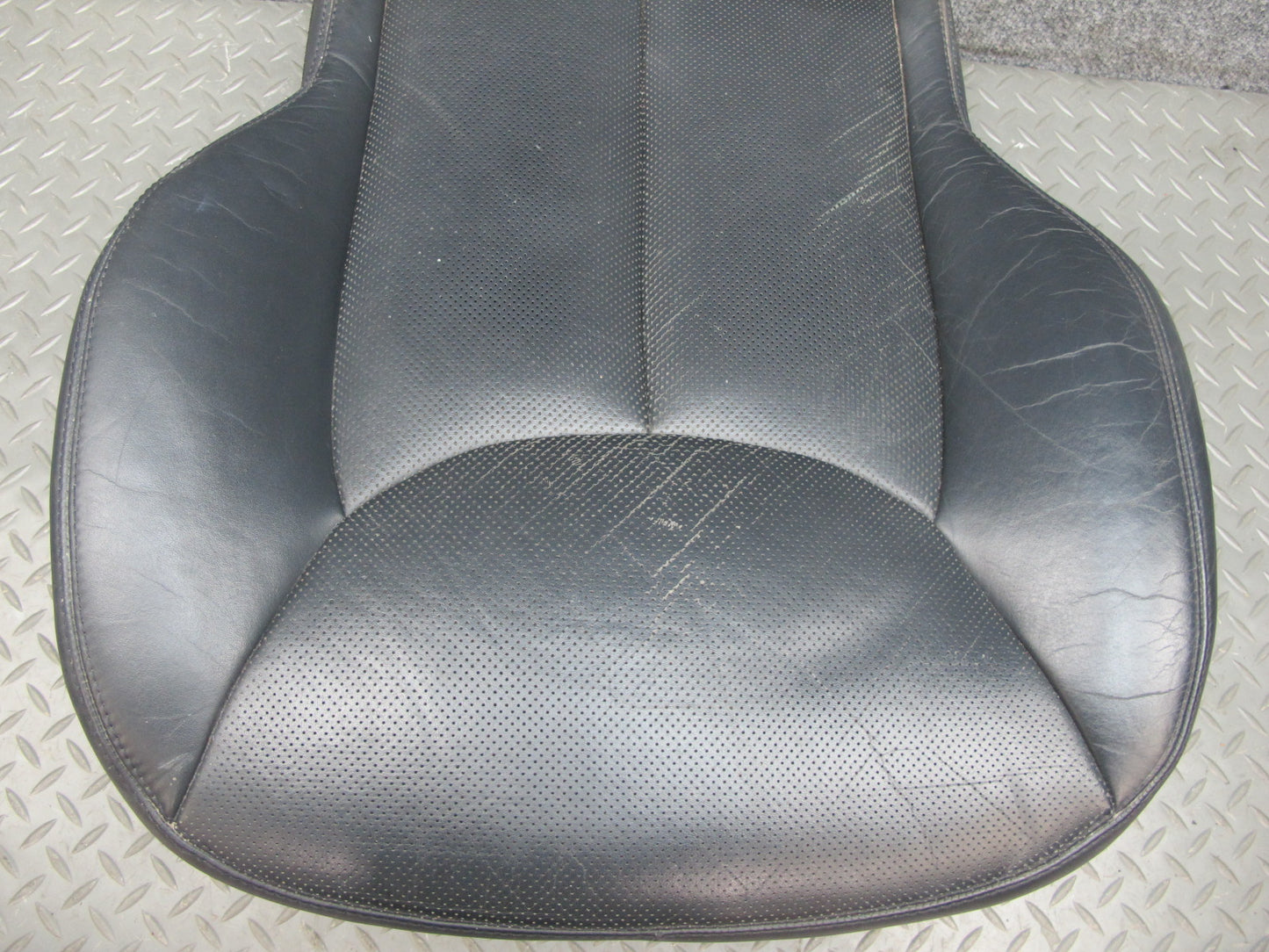 03-08 Mercedes R230 Front Left Seat Designo Perforated Lower Leather Cushion