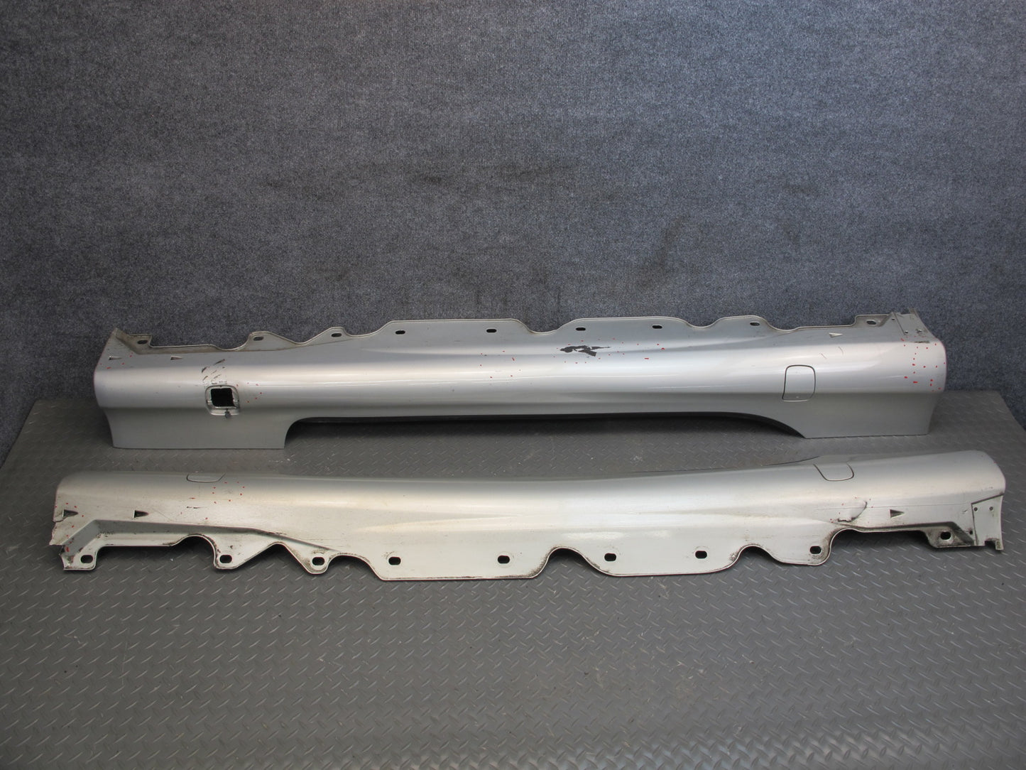 03-08 Mercedes R230 Sl-class Set of 2 Side Skirt Rocker Panel Molding OEM
