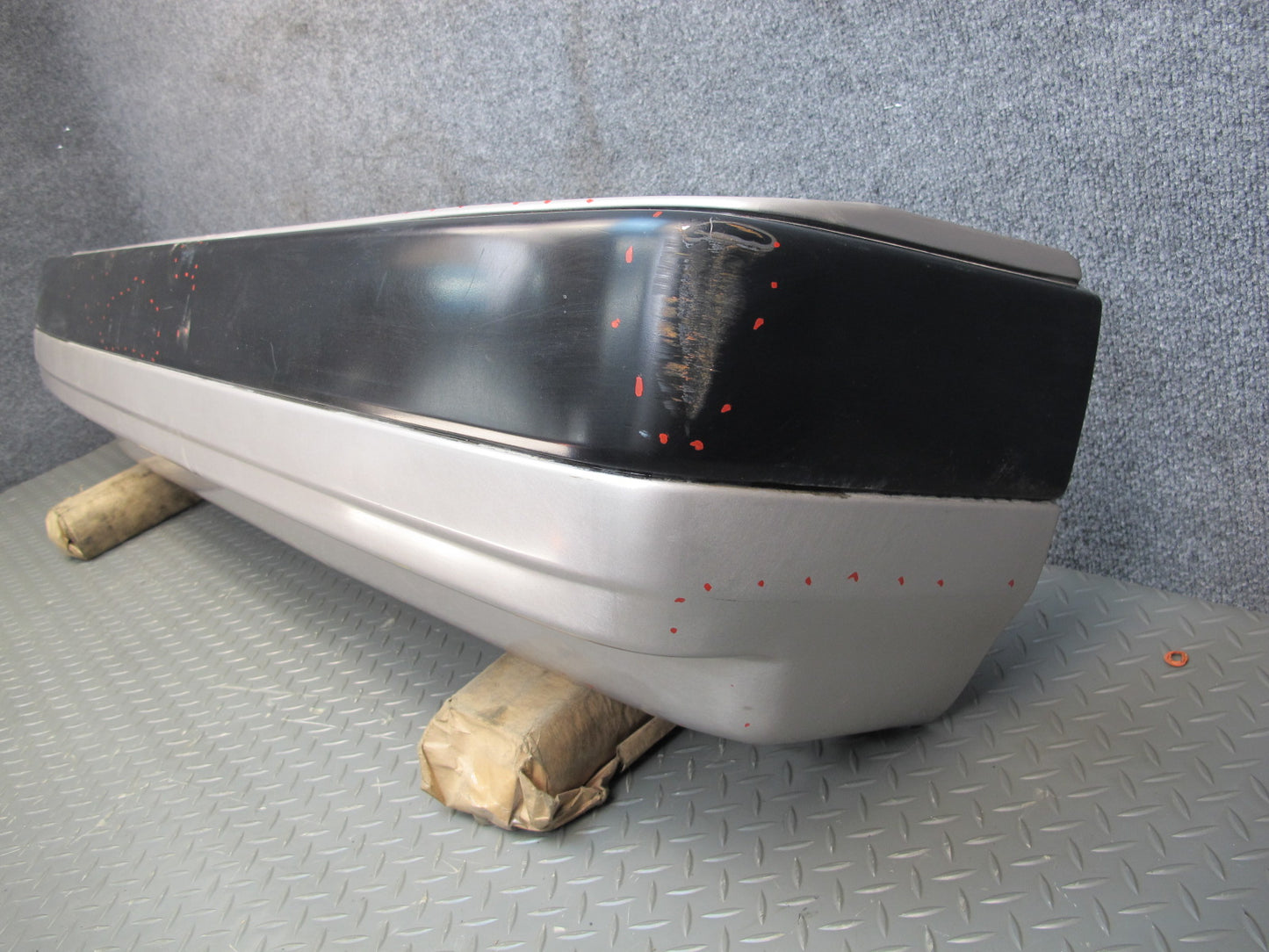 85-86 Nissan Z31 300ZX 2+0 NON Turbo Rear Bumper Cover Champagne OEM