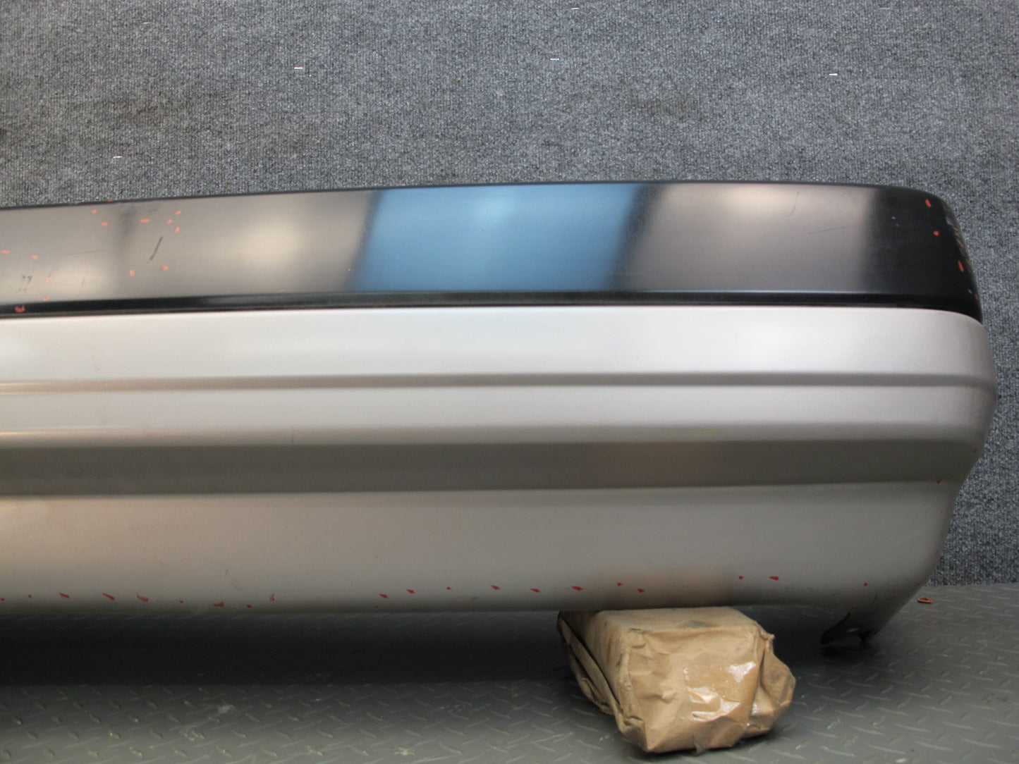 85-86 Nissan Z31 300ZX 2+0 NON Turbo Rear Bumper Cover Champagne OEM