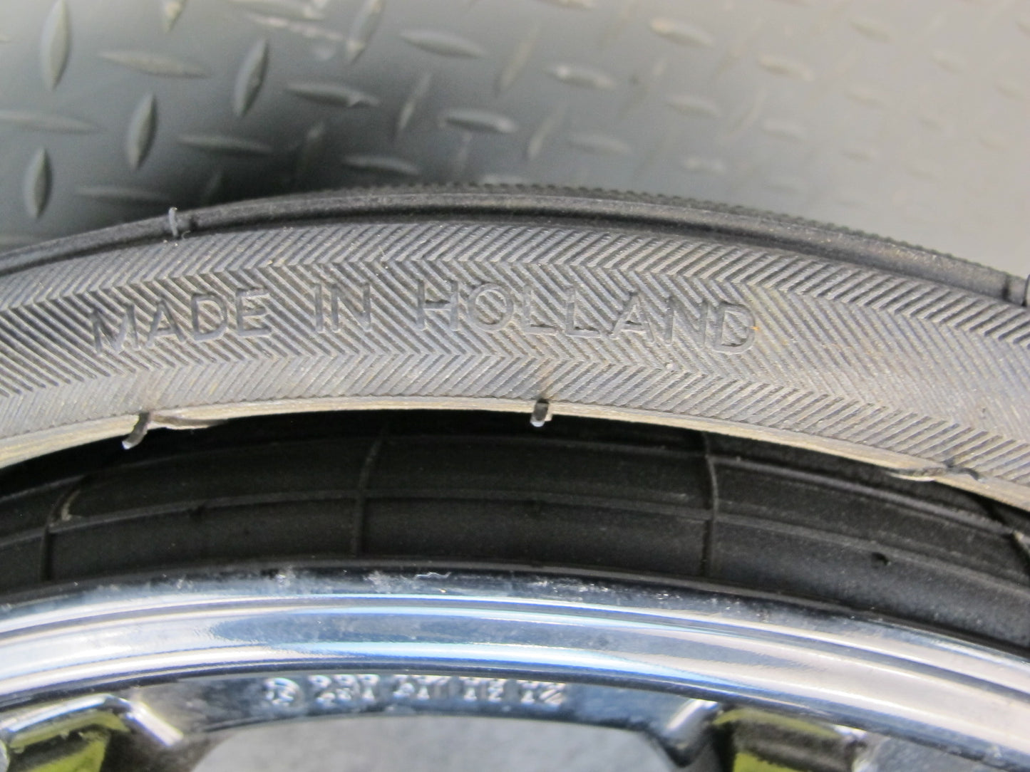 03-12 Mercedes R230 Spare Tire 17" R17 Alloy Wheel Rim 17x6B ET25 185/60 OEM