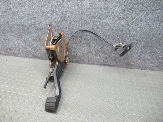 2006-2007 Hummer H2 Manual Parking Emergency Brake Stop Pedal Assembly