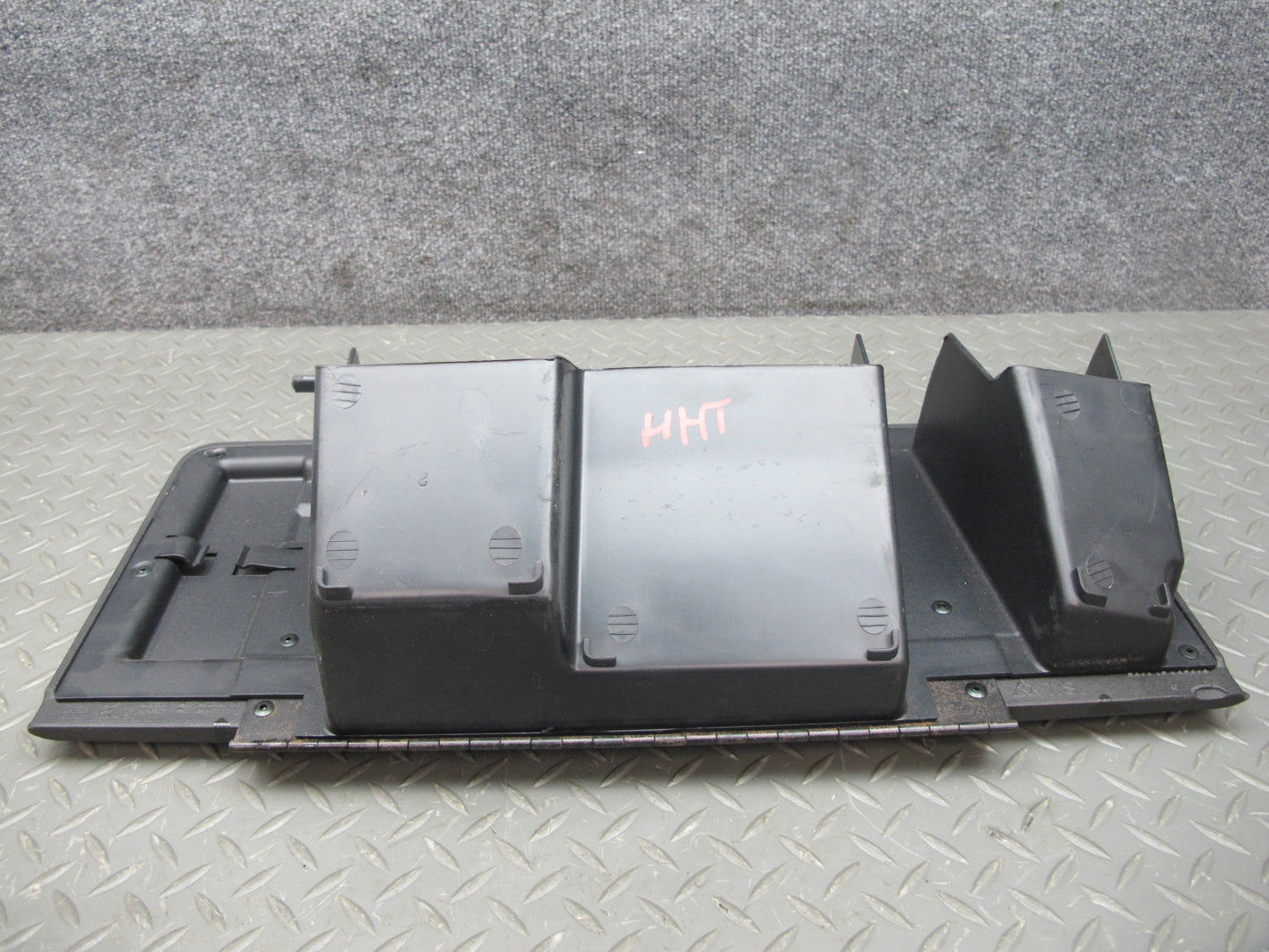 2003-2007 Hummer H2 Front Right Passenger Dash Glove Box Compartment Storage