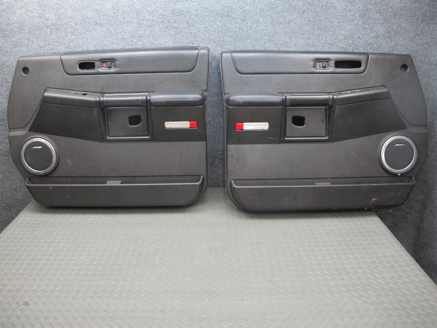 2005-2007 Hummer H2 Front Left & Right Door Interior Trim Cover Panel Set of 2