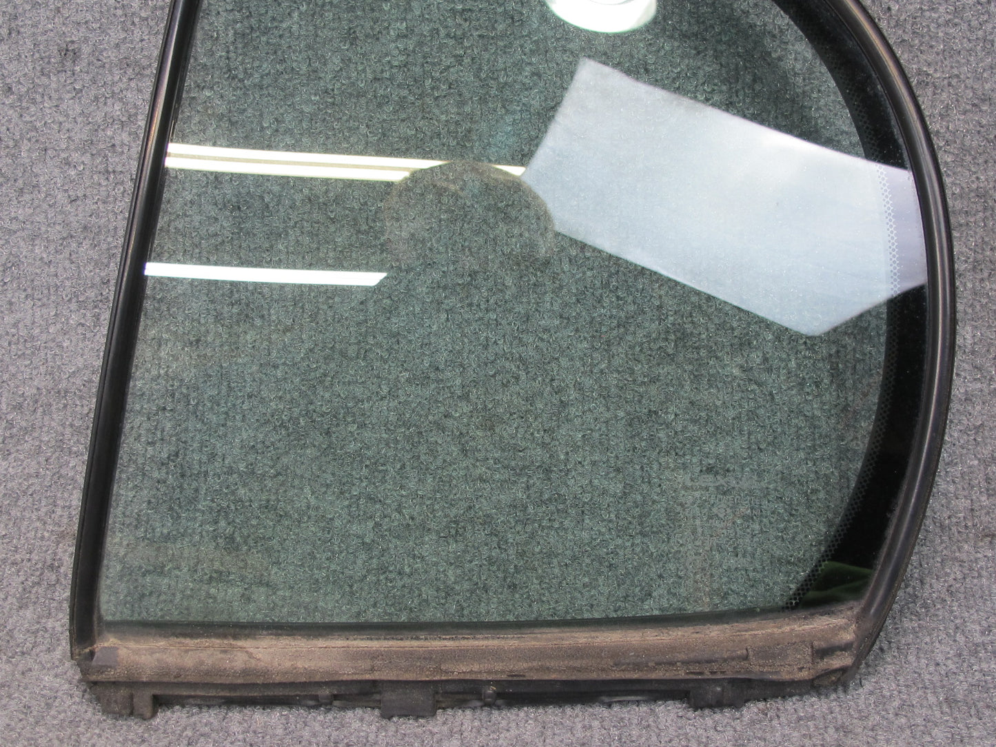 98-05 Lexus JZS160L GS400 GS430 GS300 Rear Left Door Fixed Window Glass OEM