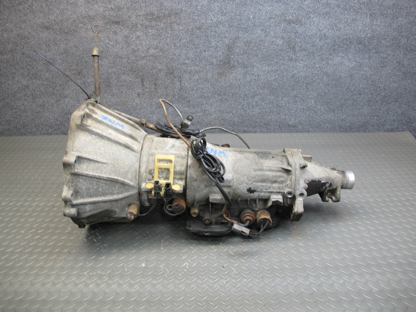 84-86 Nissan Z31 300ZX NON Turbo E4N71B A/T Automatic Transmission 143K OEM