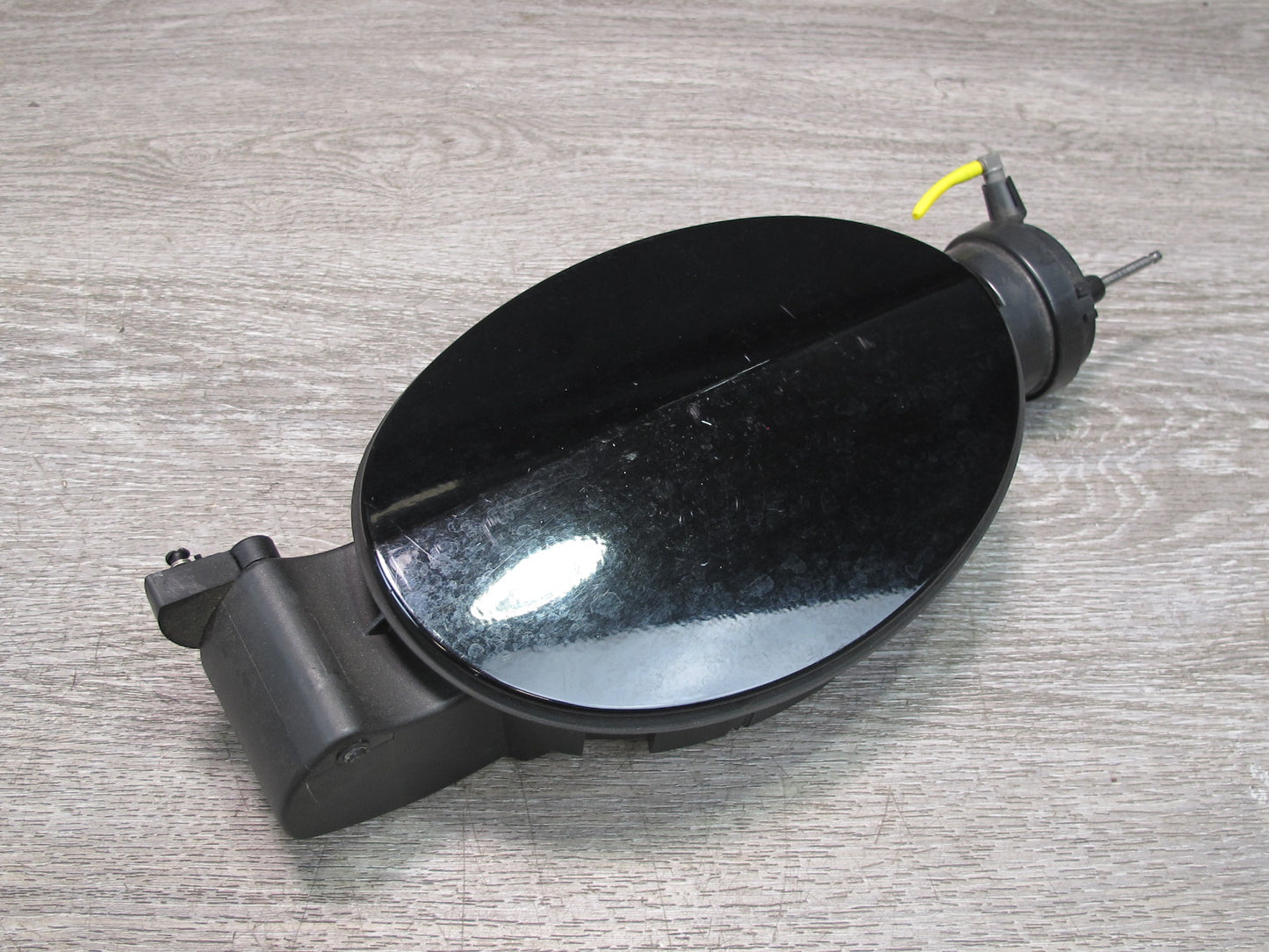 03-06 Mercedes R230 Fuel Tank Filler Door Lid Cover Actuator Housing Set OEM
