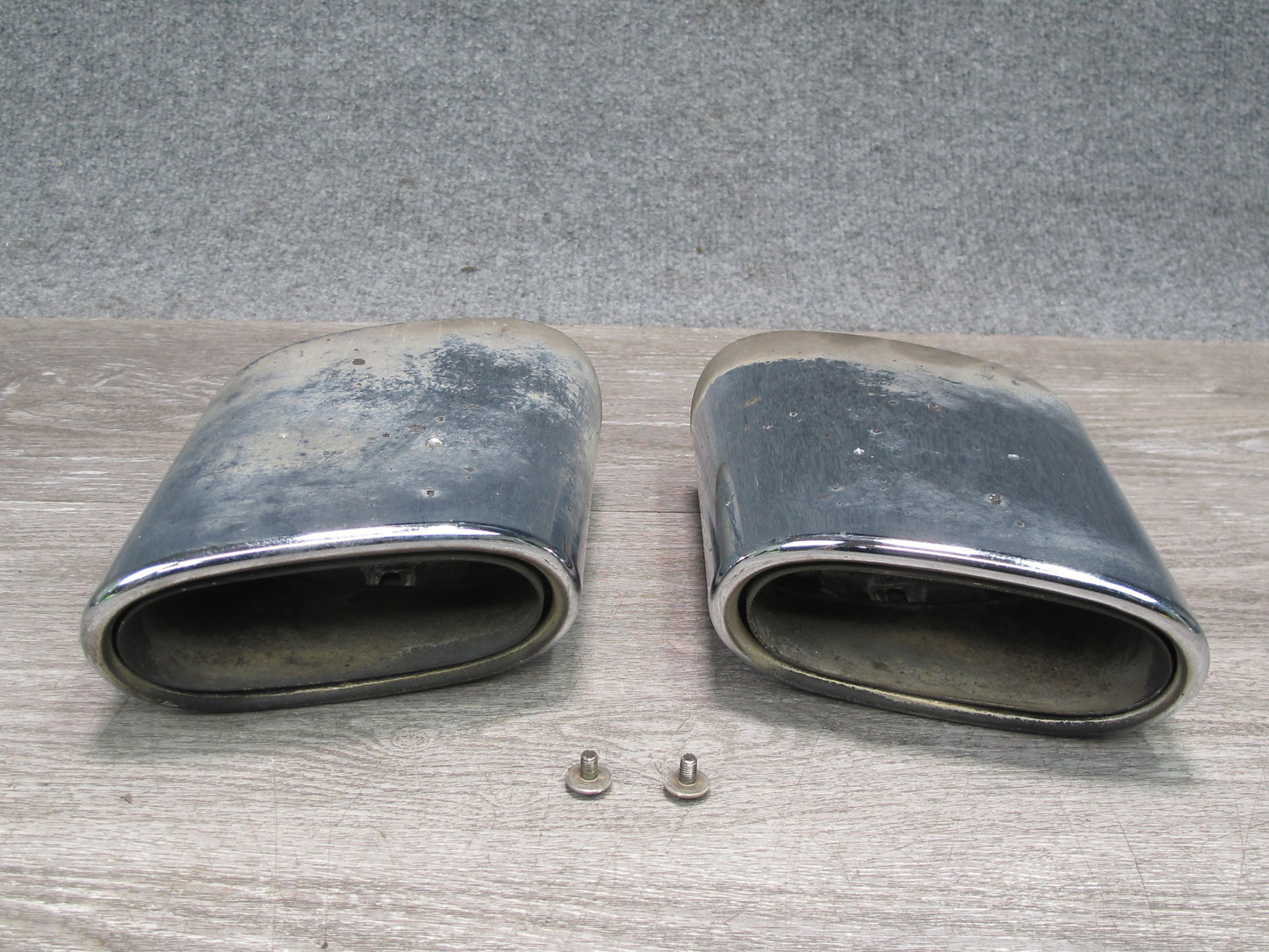 03-08 Mercedes R230 SL500 Set of 2 Rear Left & Right Exhaust Muffler Tips OEM