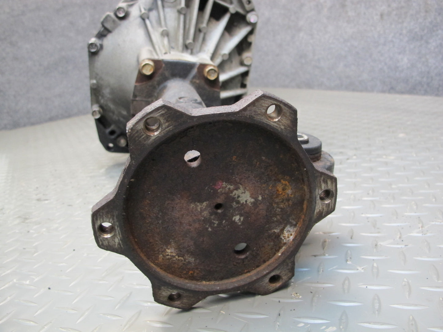 2003-2007 Hummer H2 4WD 4x4 Front Differential Carrier 4.10 Ratio 122k Miles