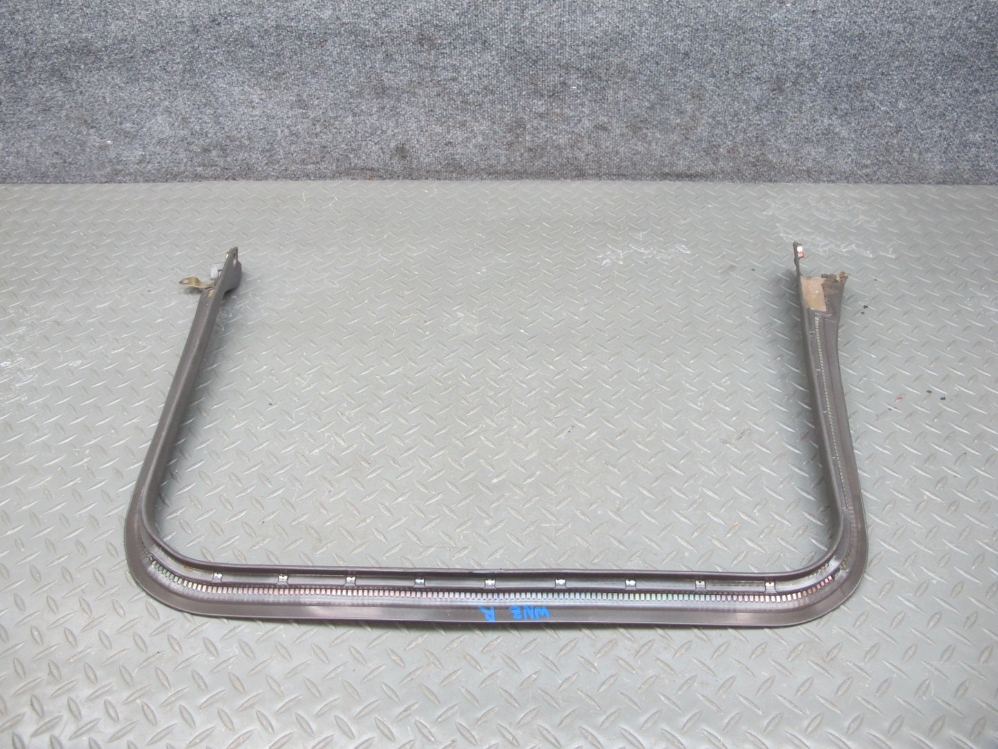 85-89 Nissan Z31 300ZX 2+0 Set of 2 Left & Right T-top Trim Seal Cover OEM