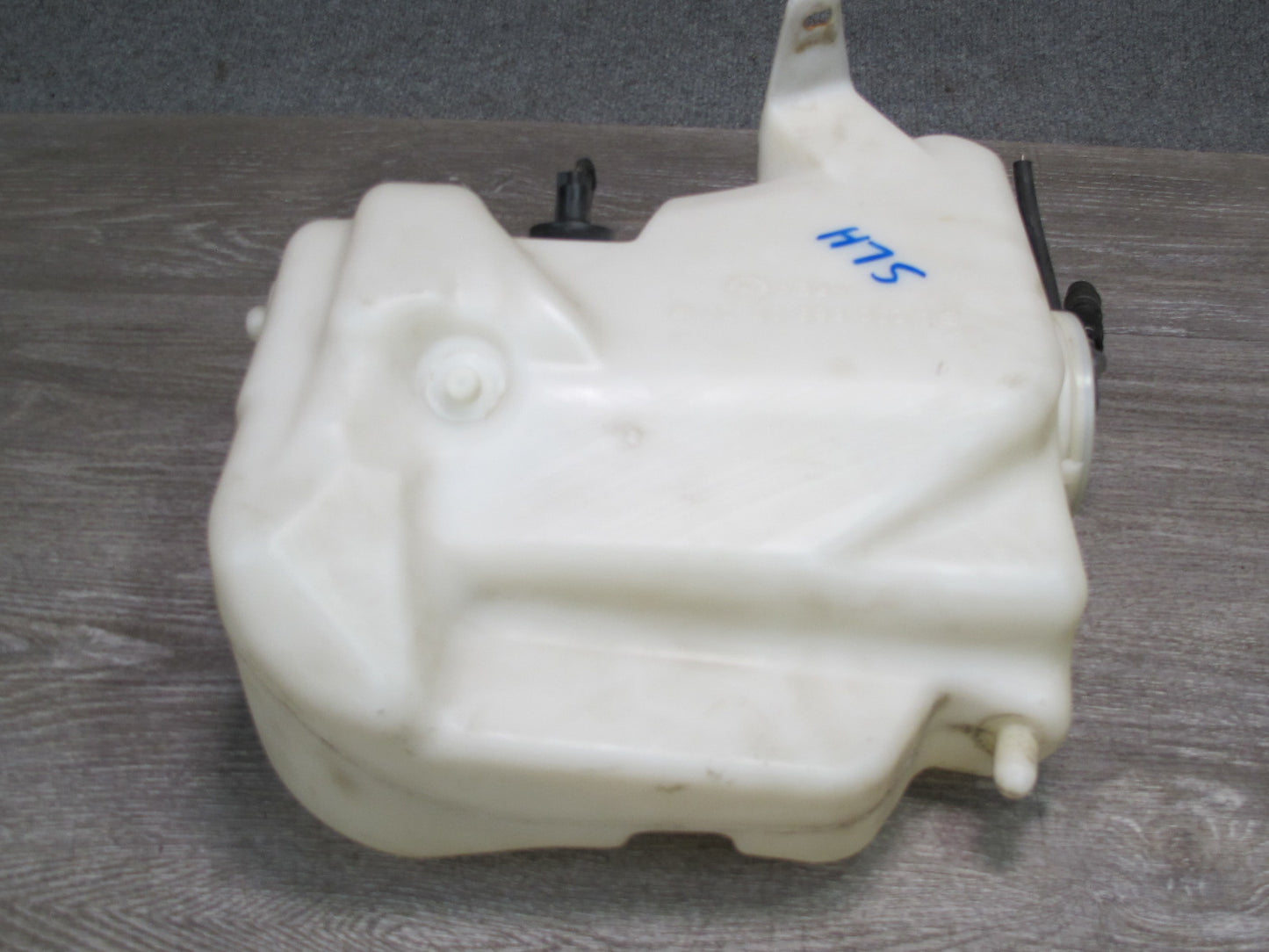 03-12 Mercedes R230 Sl-class Windshield Washer Fluid Reservoir w Pump OEM