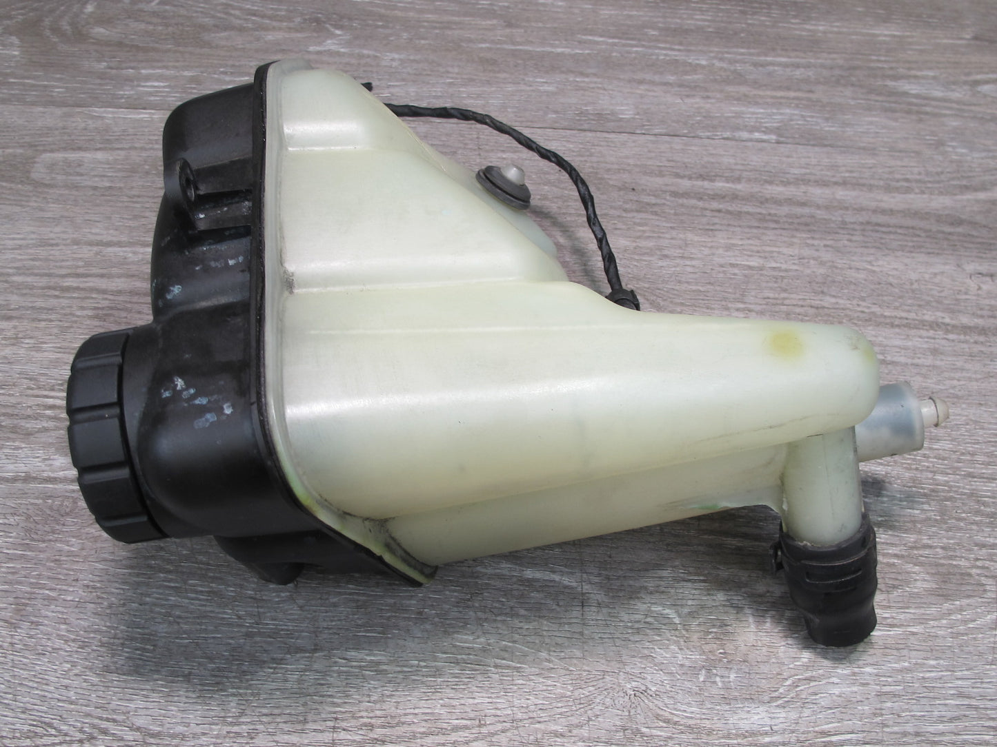 03-12 Mercedes R230 Sl-class Engine Coolant Expansion Overflow Reservoir OEM