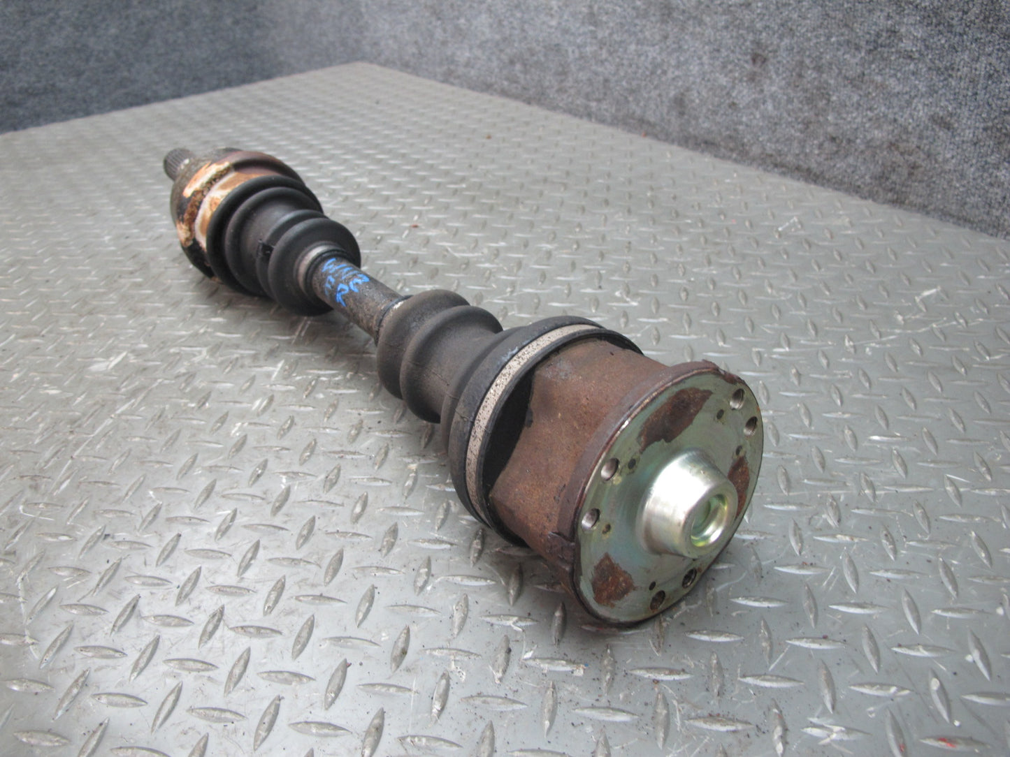 84-85 Nissan Z31 300ZX NON Turbo Rear Left Axle Shaft OEM