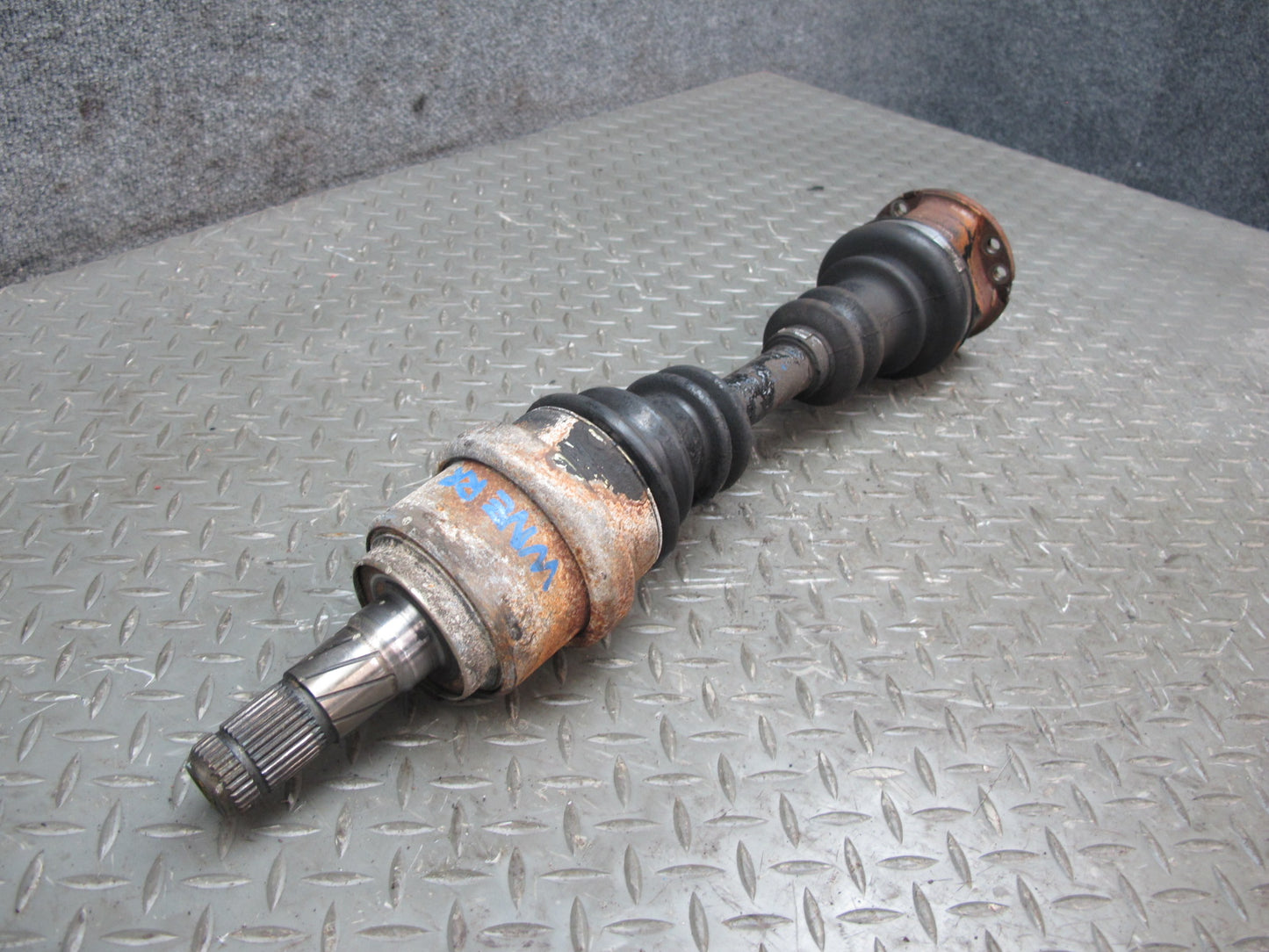 84-85 Nissan Z31 300ZX NON Turbo Rear Right Axle Shaft OEM