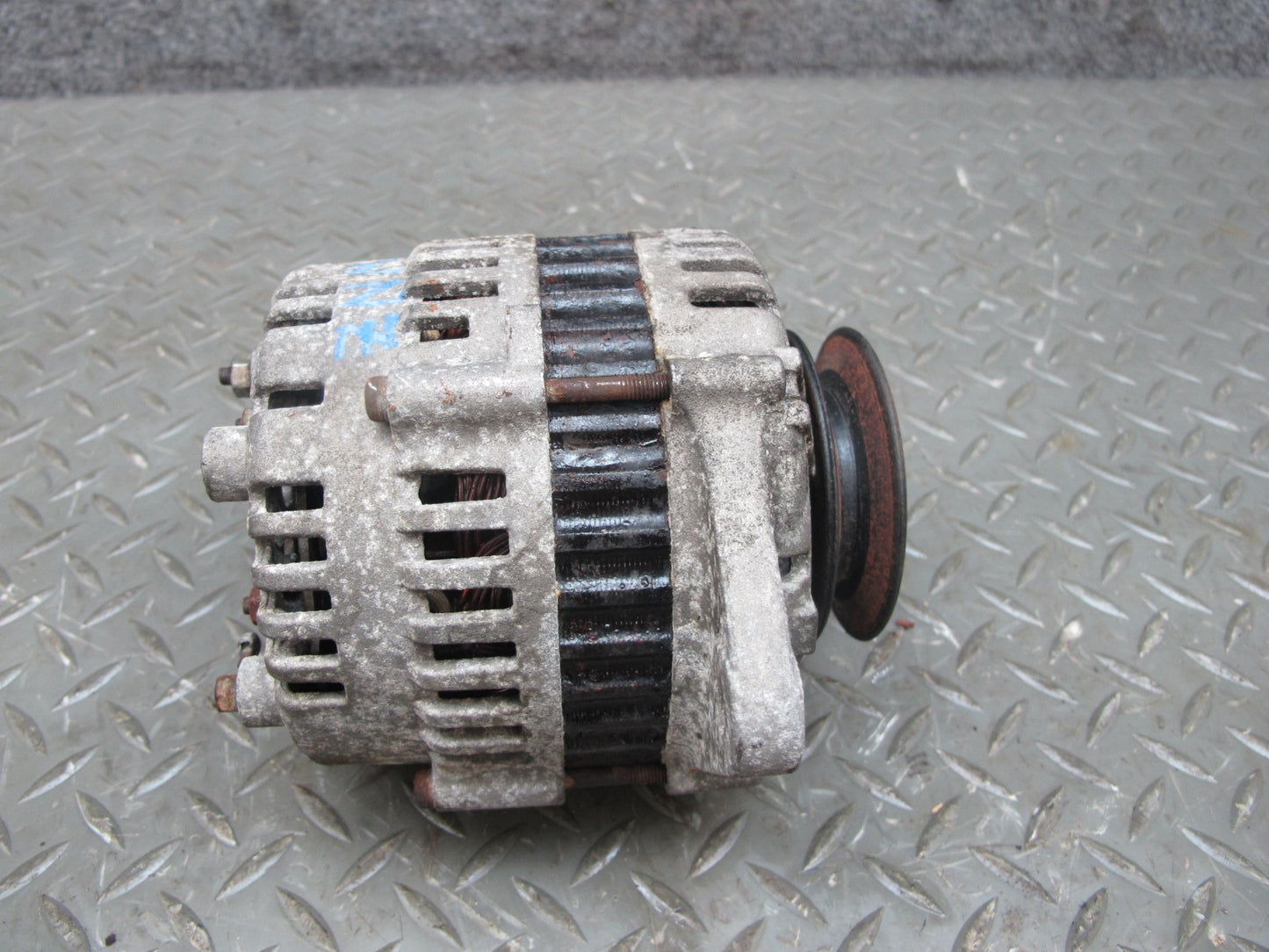 84-86 Nissan Z31 300ZX VG30E NON Turbo Engine Alternator Generator OEM