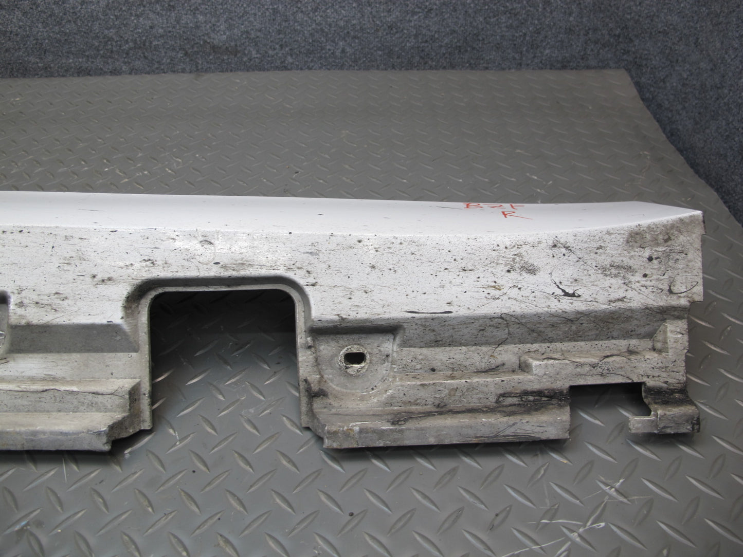 09-16 BMW E89 Z4 Set of 2 Left & Right Side Skirt Rocker Panel Molding OEM