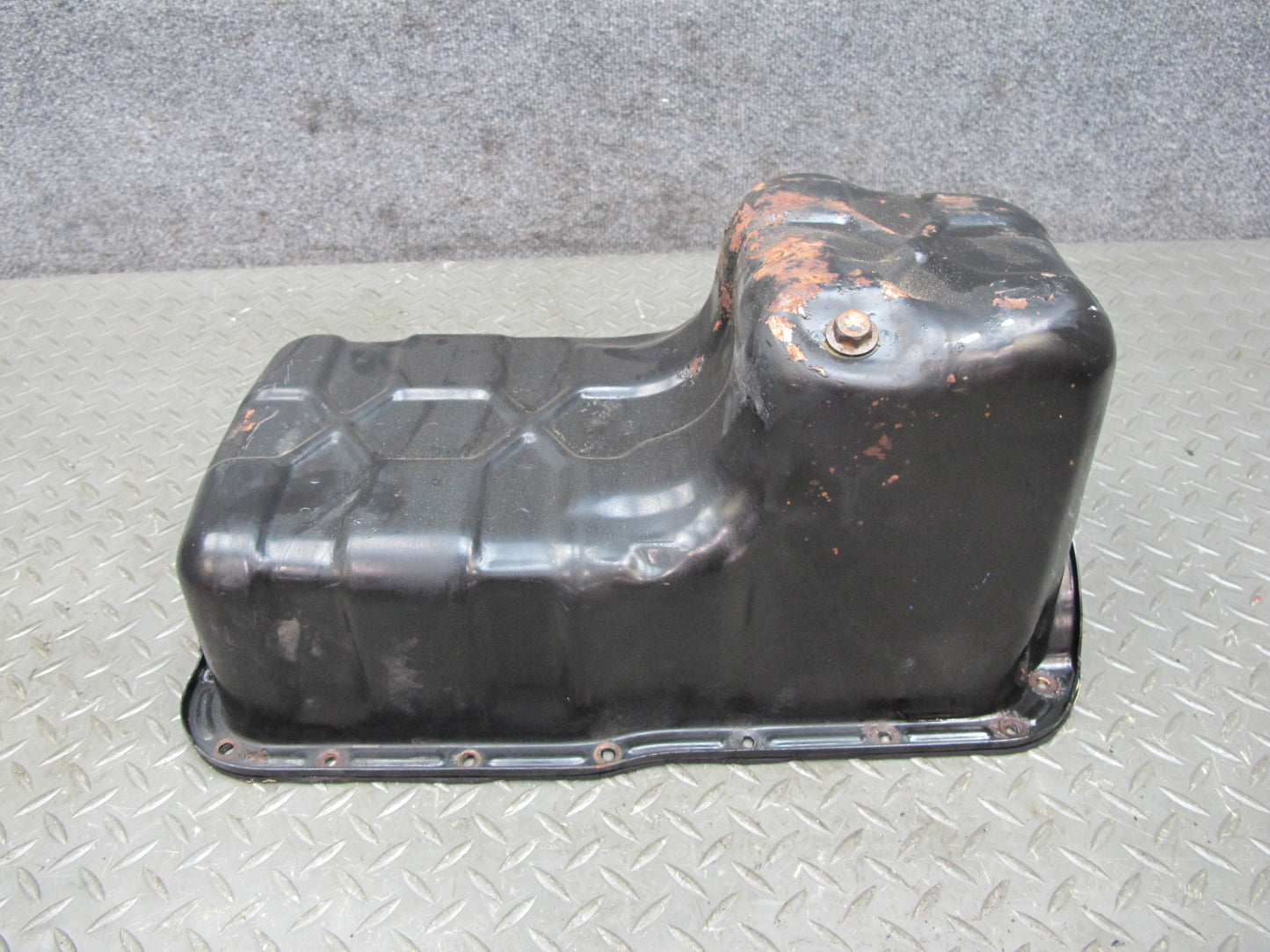 85-87 Nissan Z31 300ZX VG30E NON Turbo Engine Oil Pan OEM