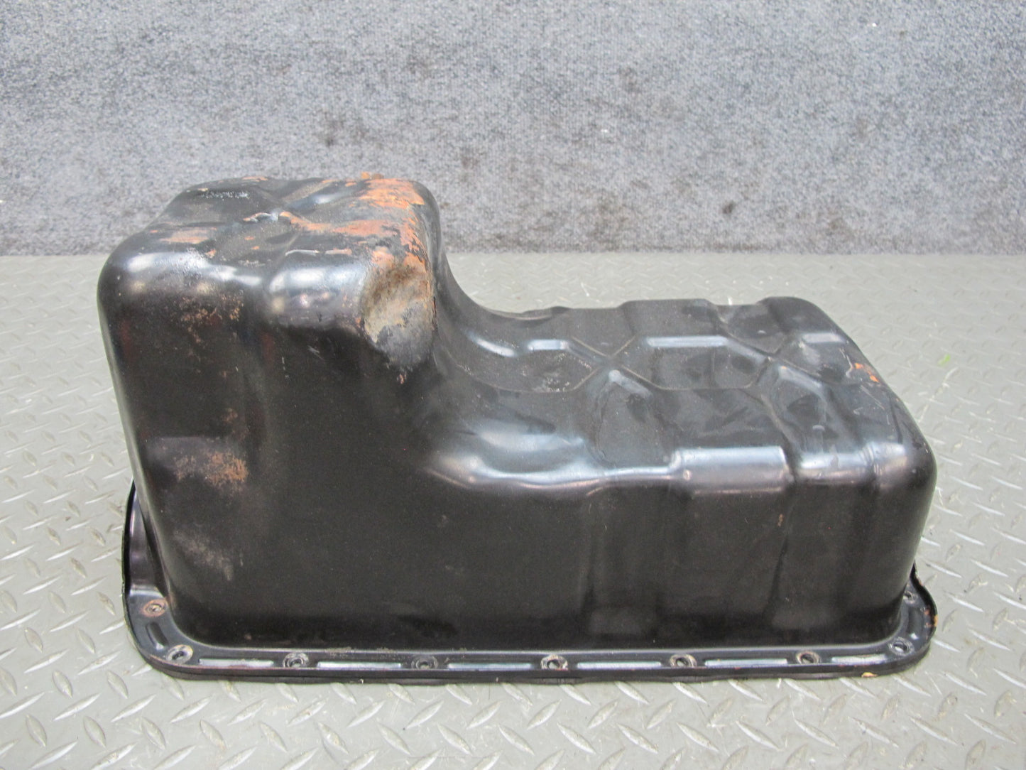 85-87 Nissan Z31 300ZX VG30E NON Turbo Engine Oil Pan OEM