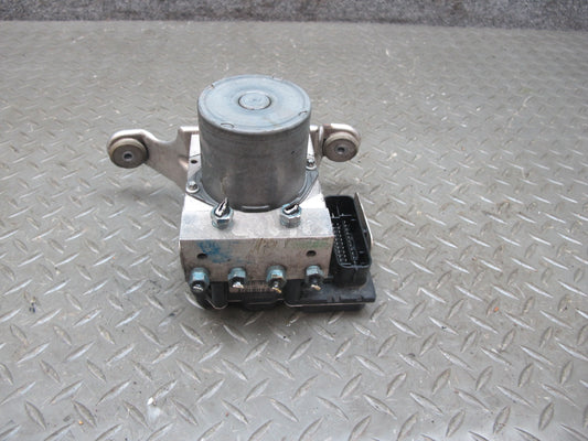 2014-2016 Porsche Panamera 970 Anti Lock Brake ABS Pump Module 97035575556