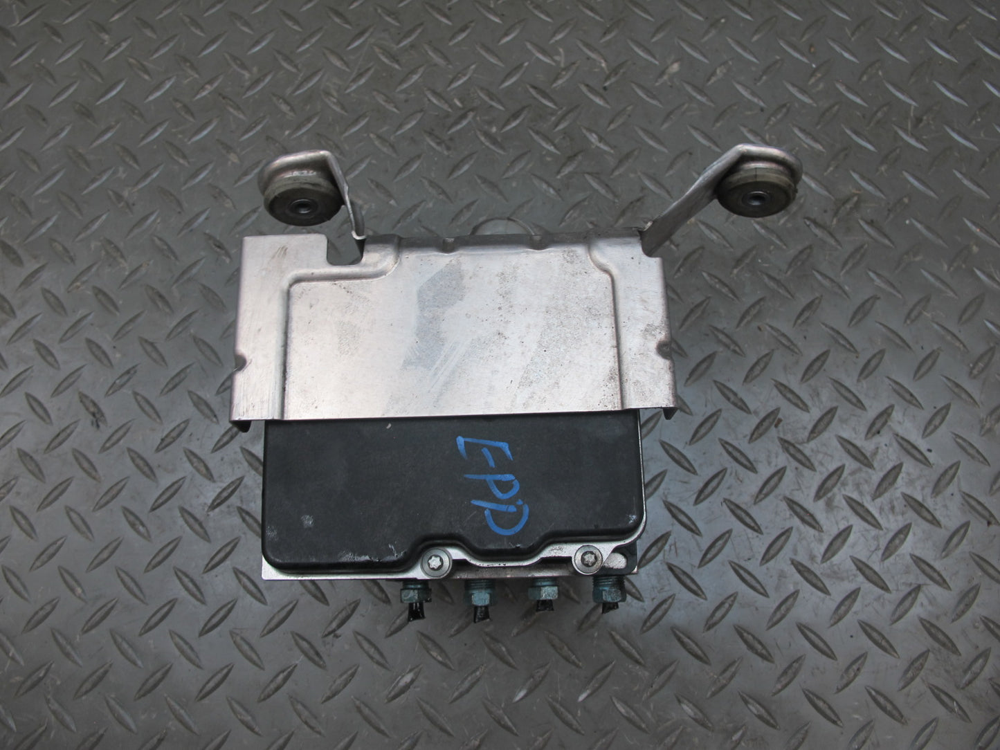 2014-2016 Porsche Panamera 970 Anti Lock Brake ABS Pump Module 97035575556