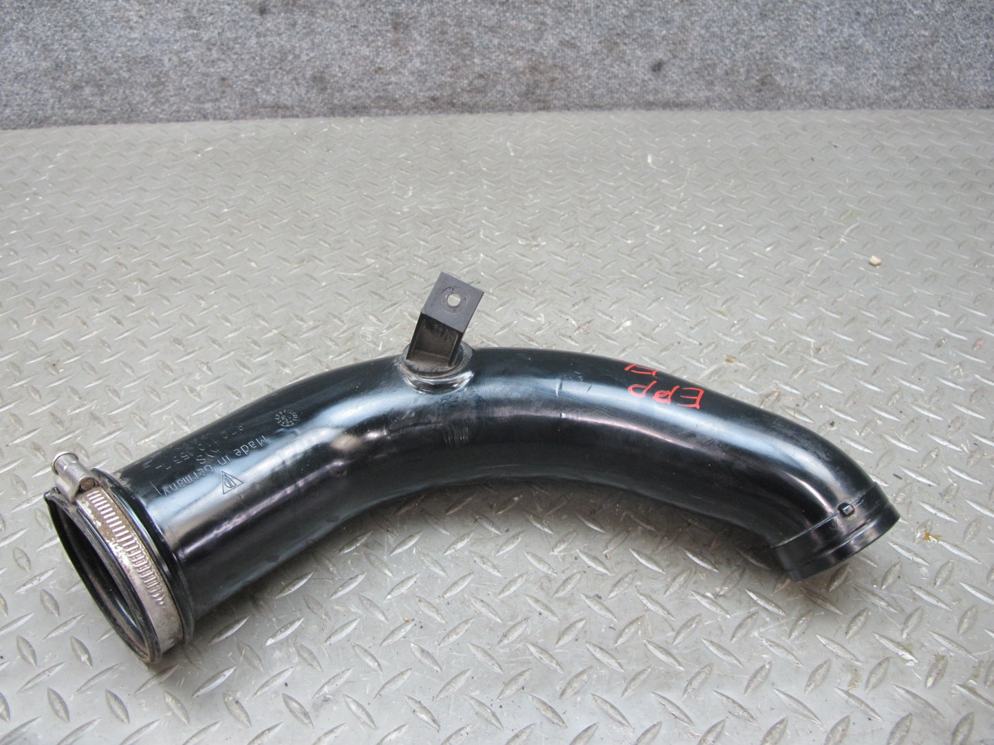 2010-2016 Porsche Panamera 970 Turbo Left Air Intake Cleaner Box Hose Pipe Line