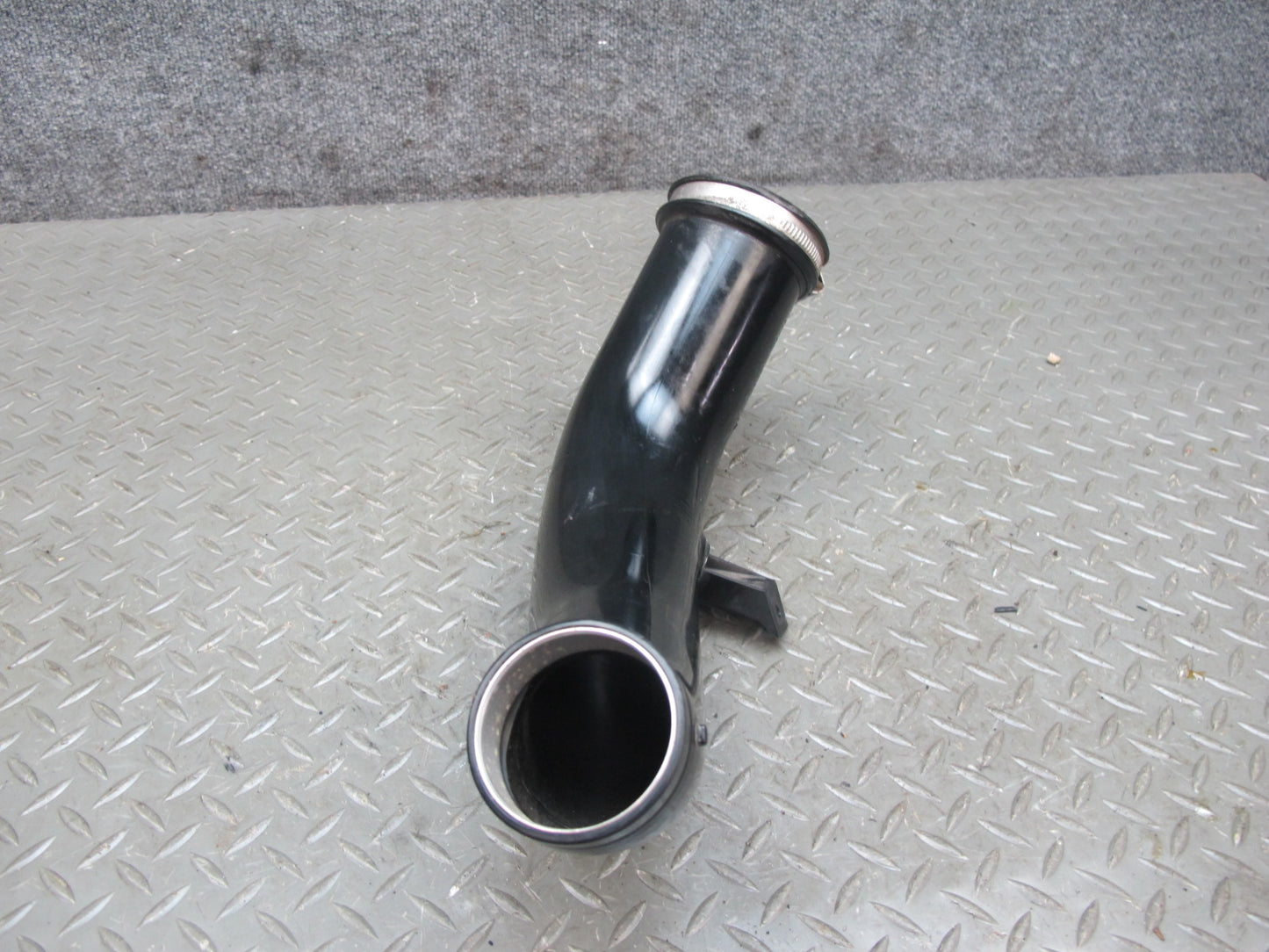 2010-2016 Porsche Panamera 970 Turbo Left Air Intake Cleaner Box Hose Pipe Line