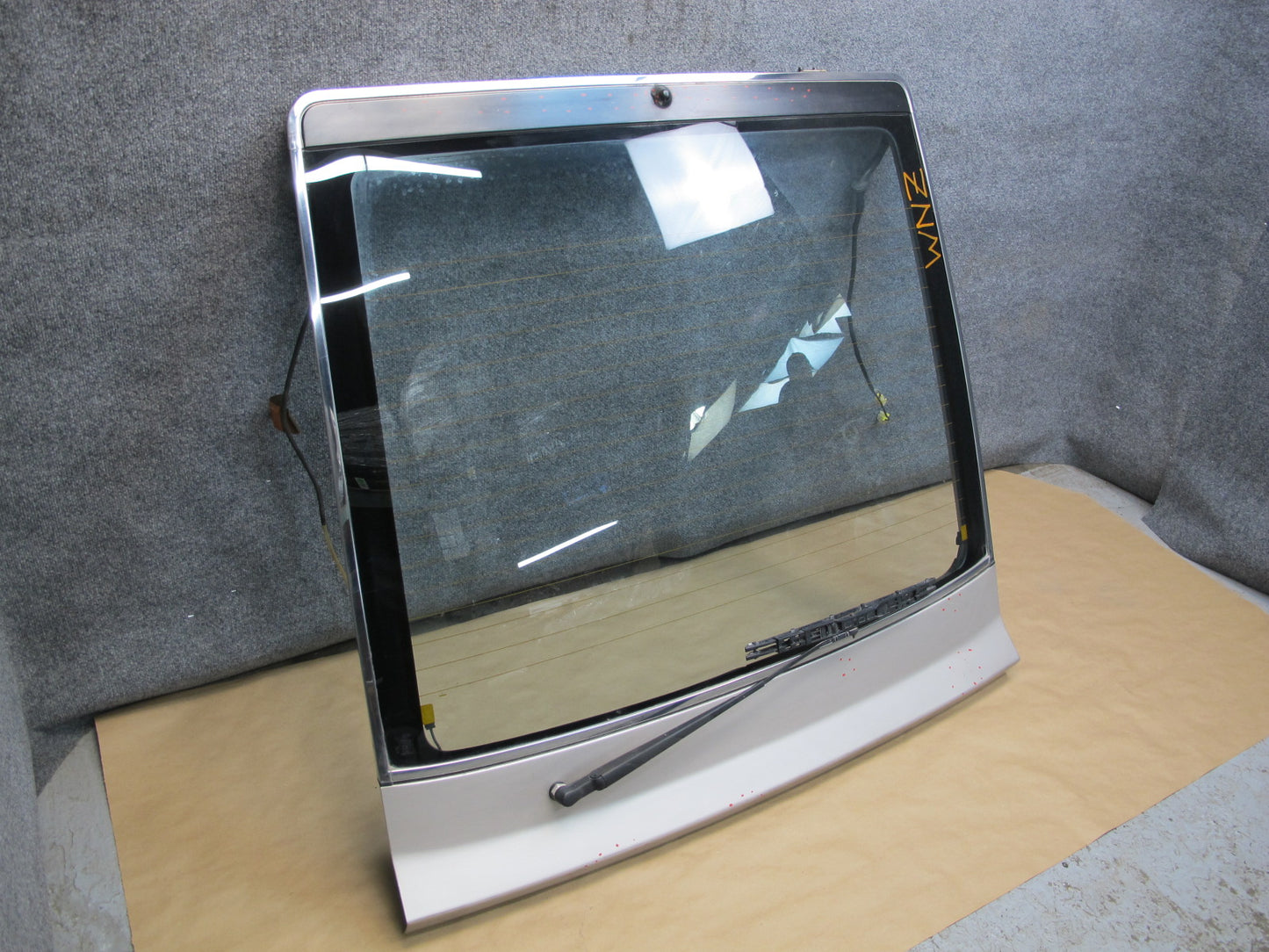 84-86 Nissan Z31 300ZX 2+0 Rear Tailgate Liftgate Panel w Glass & Wiper OEM