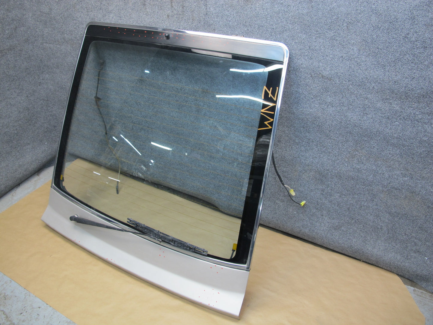 84-86 Nissan Z31 300ZX 2+0 Rear Tailgate Liftgate Panel w Glass & Wiper OEM