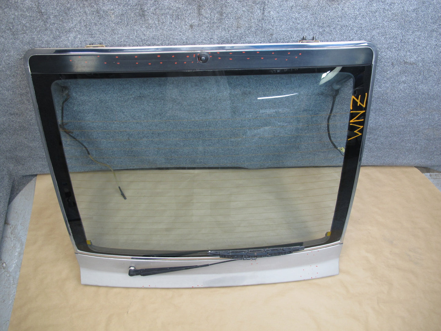 84-86 Nissan Z31 300ZX 2+0 Rear Tailgate Liftgate Panel w Glass & Wiper OEM