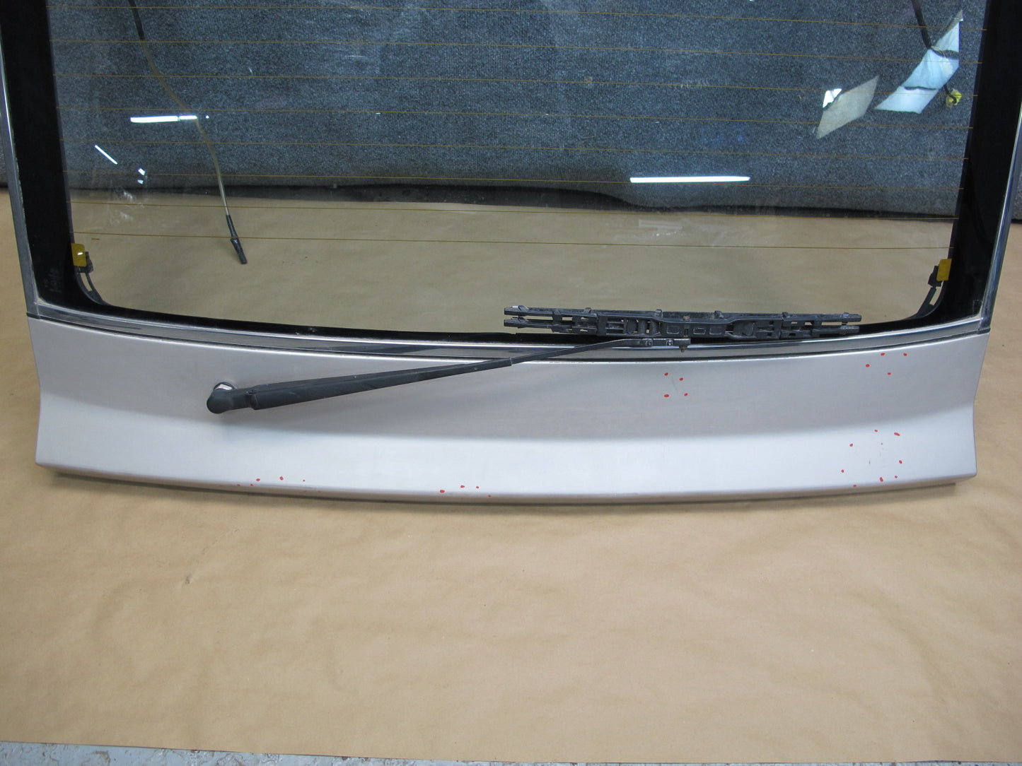 84-86 Nissan Z31 300ZX 2+0 Rear Tailgate Liftgate Panel w Glass & Wiper OEM