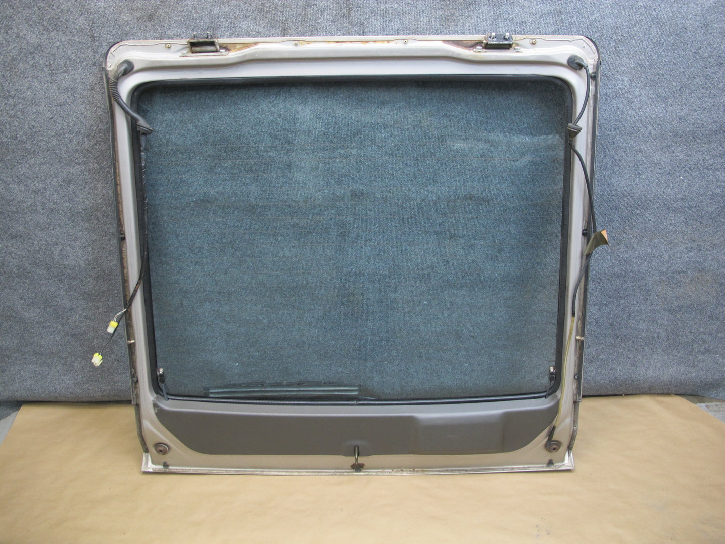 84-86 Nissan Z31 300ZX 2+0 Rear Tailgate Liftgate Panel w Glass & Wiper OEM