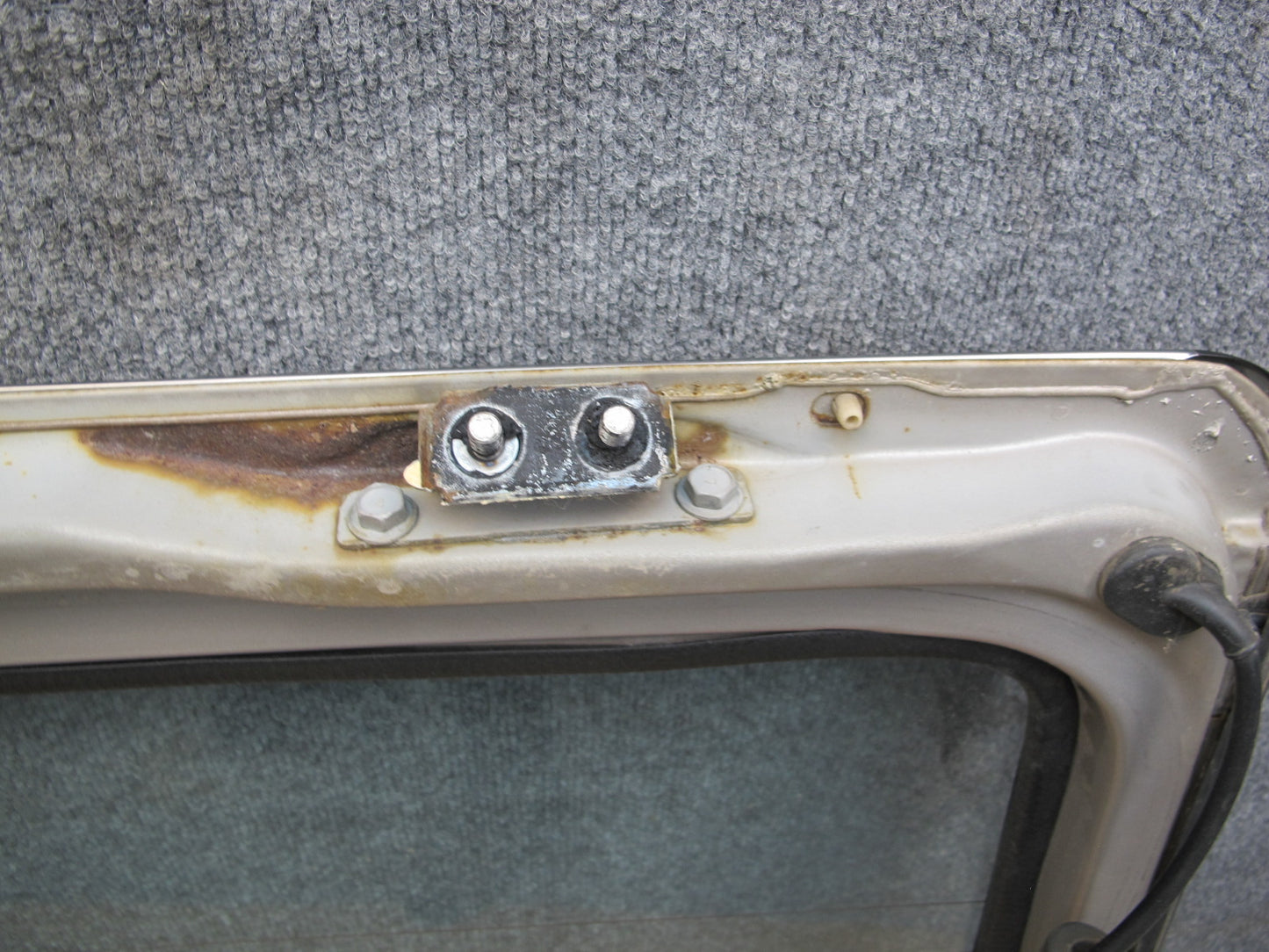 84-86 Nissan Z31 300ZX 2+0 Rear Tailgate Liftgate Panel w Glass & Wiper OEM