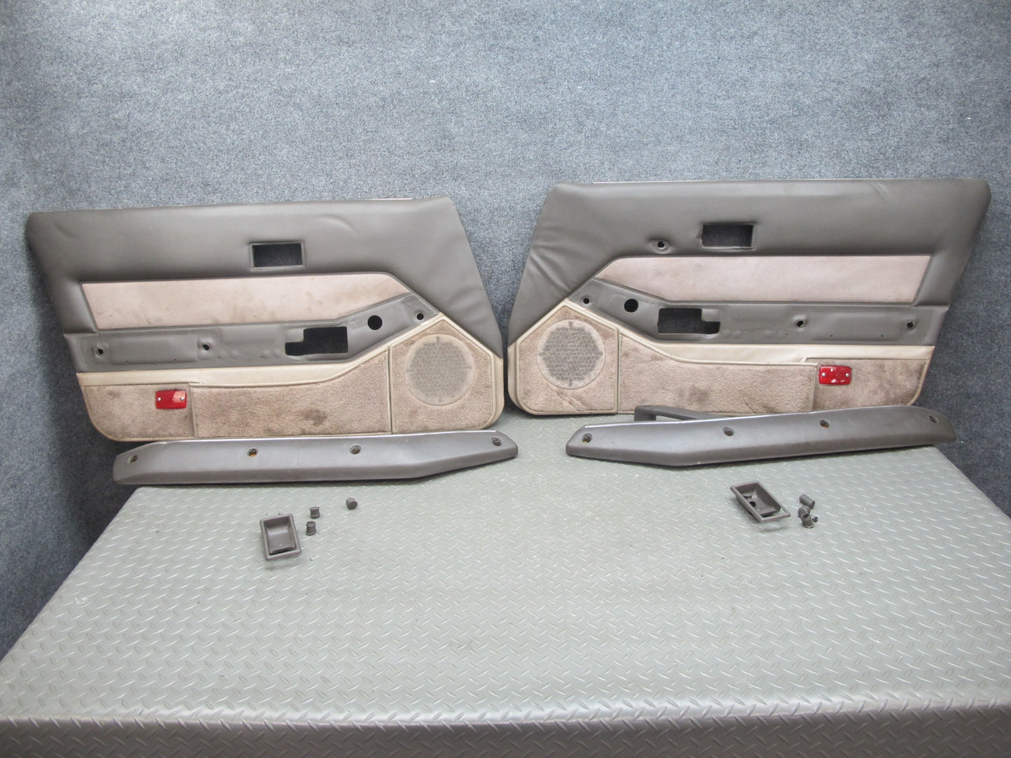 85-89 Nissan Z31 300ZX 2+0 Set of 2 Door Interior Trim Cover Panel TAN OEM