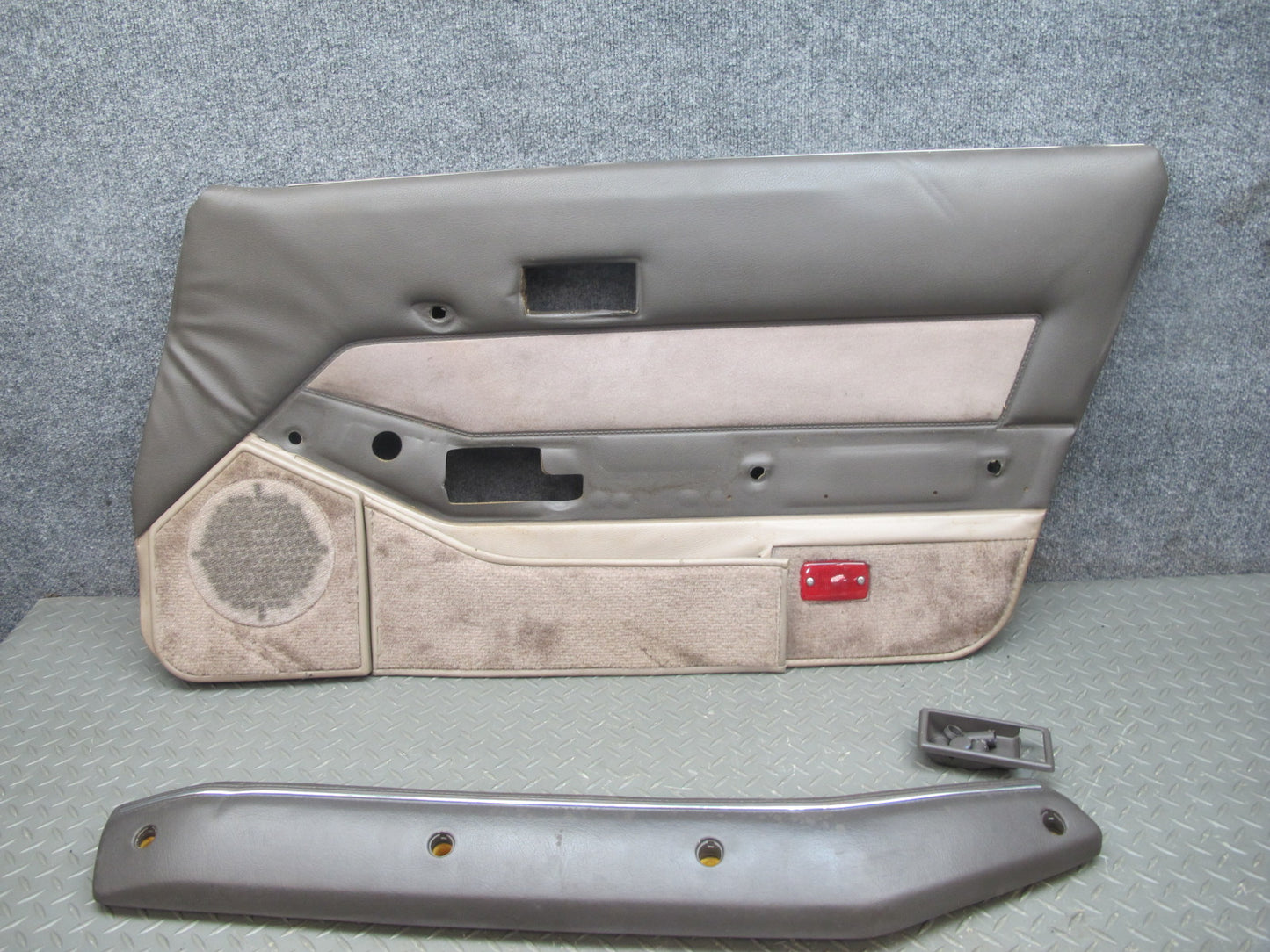 85-89 Nissan Z31 300ZX 2+0 Set of 2 Door Interior Trim Cover Panel TAN OEM