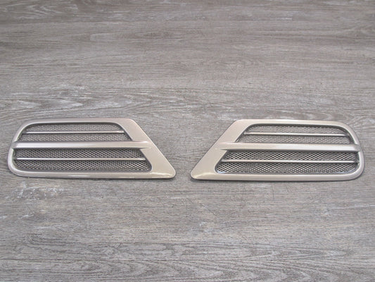 1998-2002 Lexus J100 LX470 Rear Left & Right Side Quarter Vent Grille Trim Set