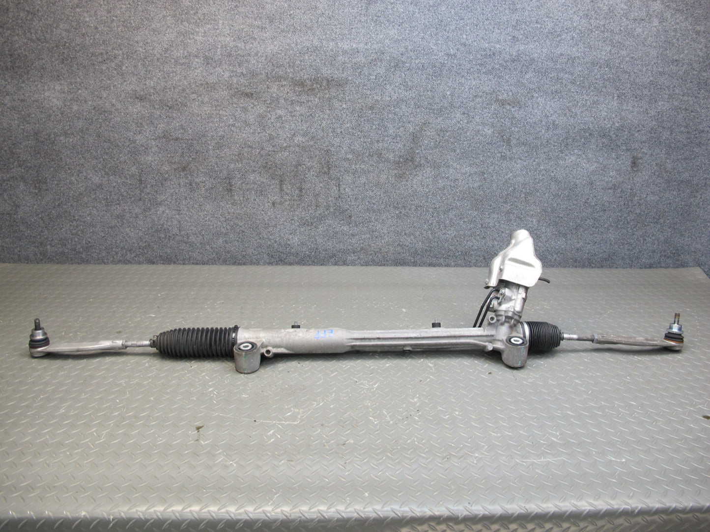 2010-2016 Porsche Panamera 970 Power Steering Rack & Pinion 97034700516