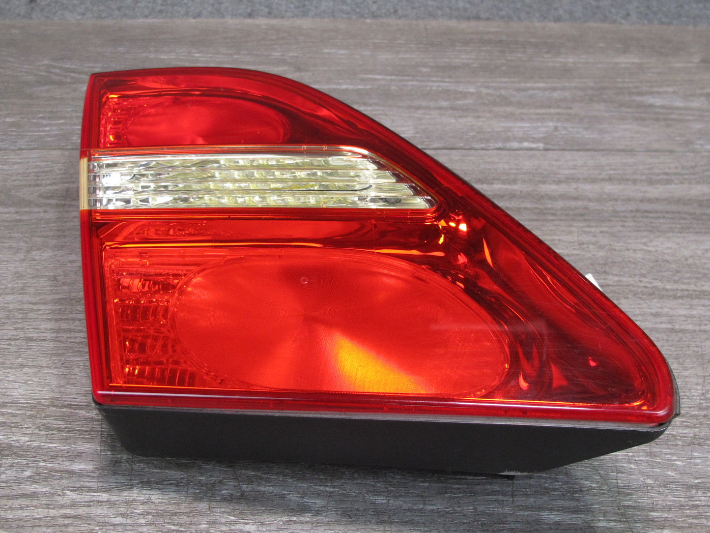 01-03 Lexus UCF30L LS430 Rear Left Inner Tail Light Lamp OEM