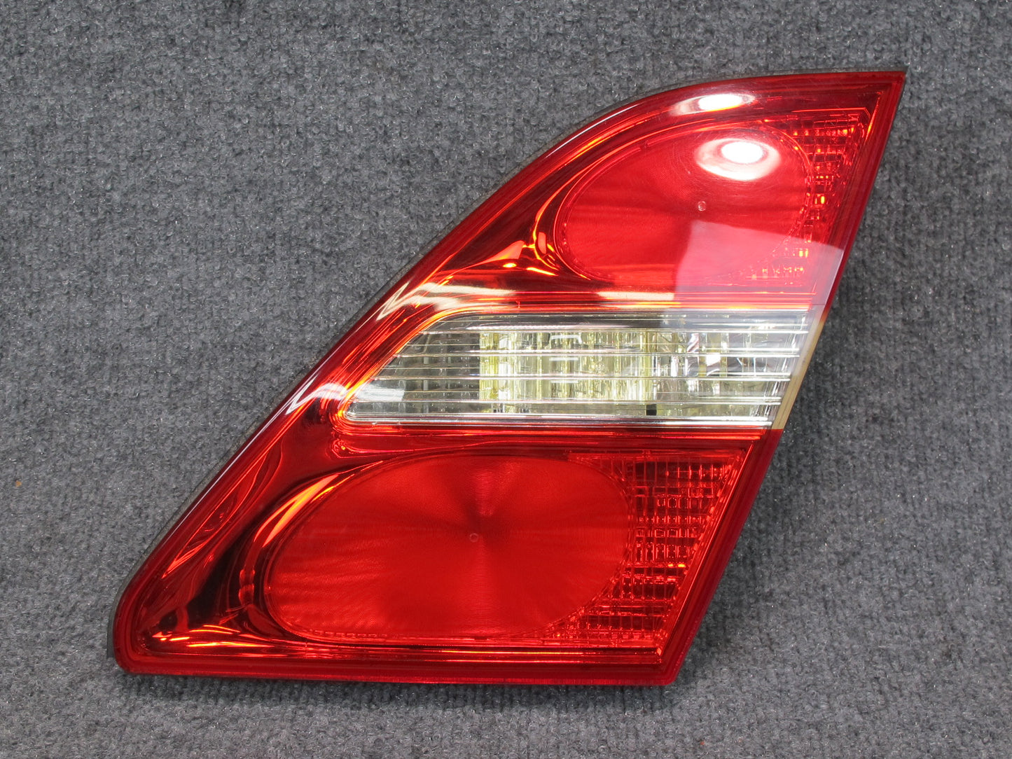 01-03 Lexus UCF30L LS430 Rear Right Inner Tail Light Lamp OEM