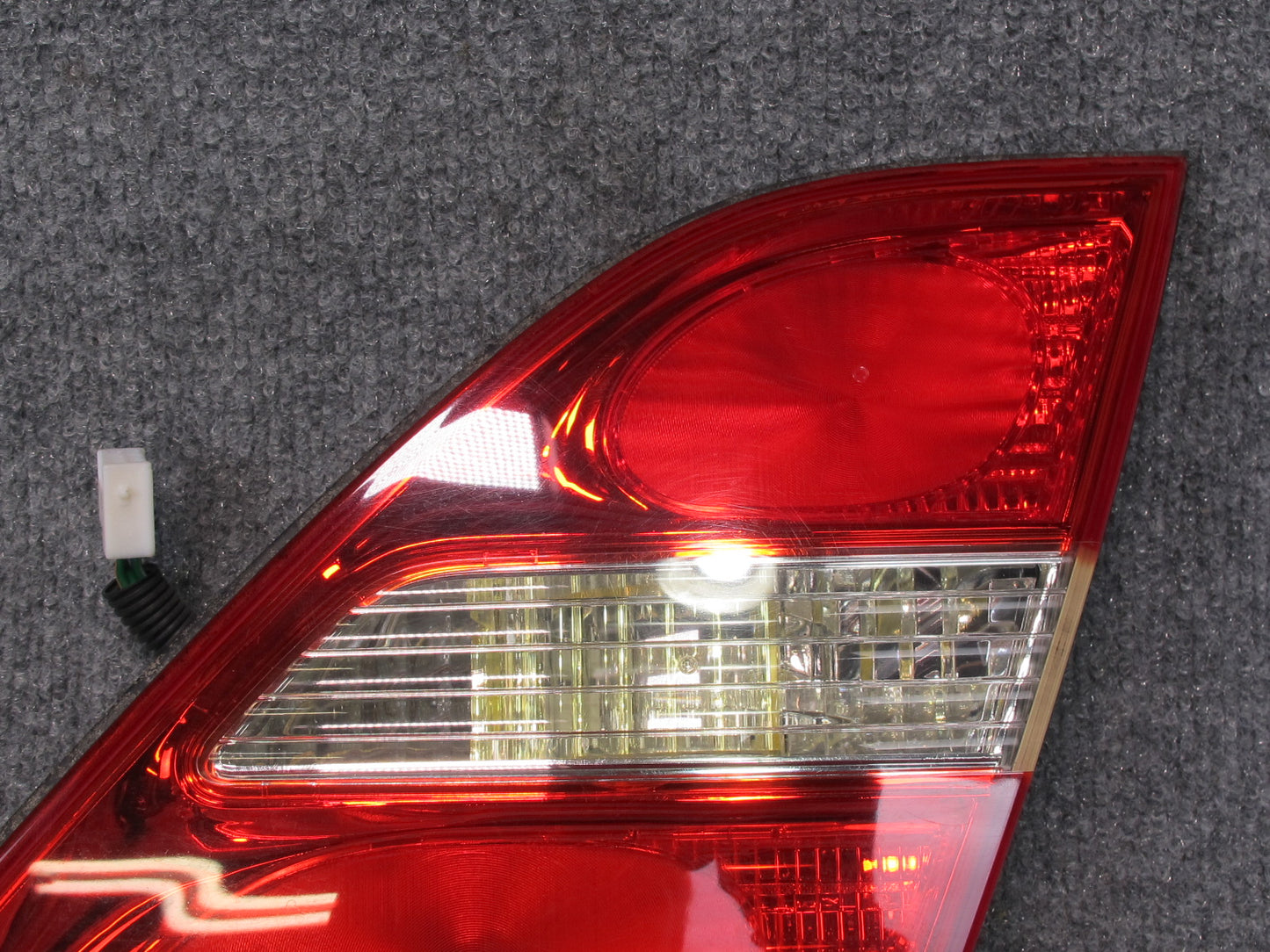 01-03 Lexus UCF30L LS430 Rear Right Inner Tail Light Lamp OEM