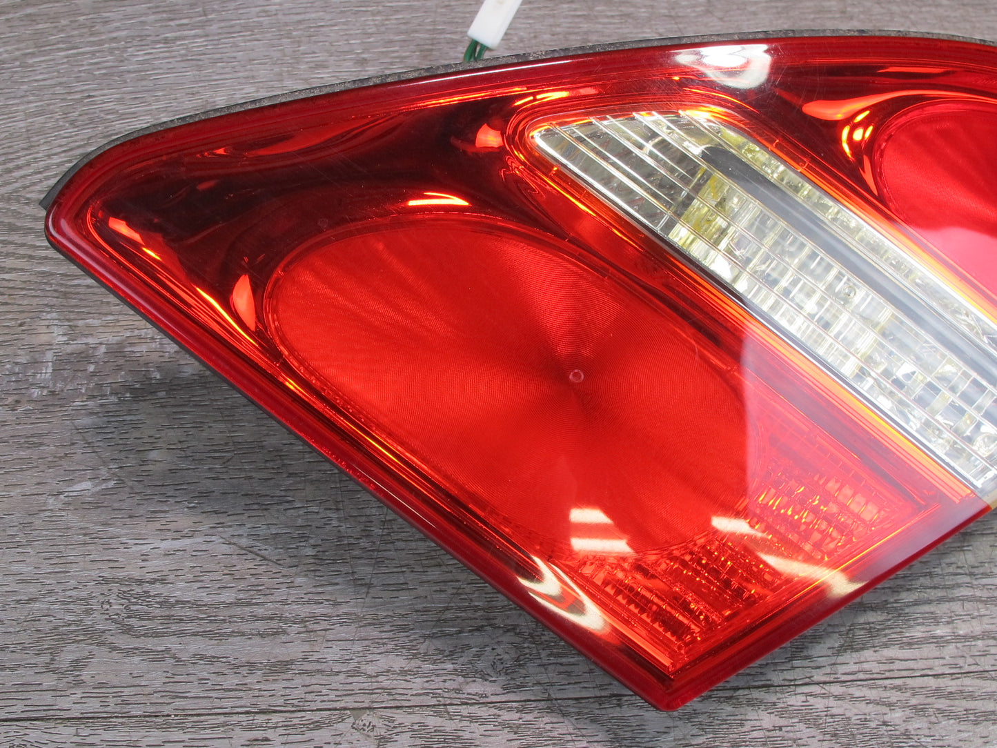 01-03 Lexus UCF30L LS430 Rear Right Inner Tail Light Lamp OEM