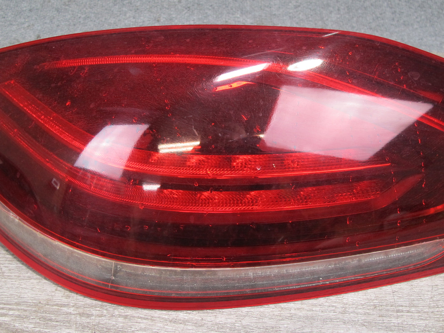 2014-2016 Porsche Panamera 970 Rear Right Tail Light Lamp 97063199602