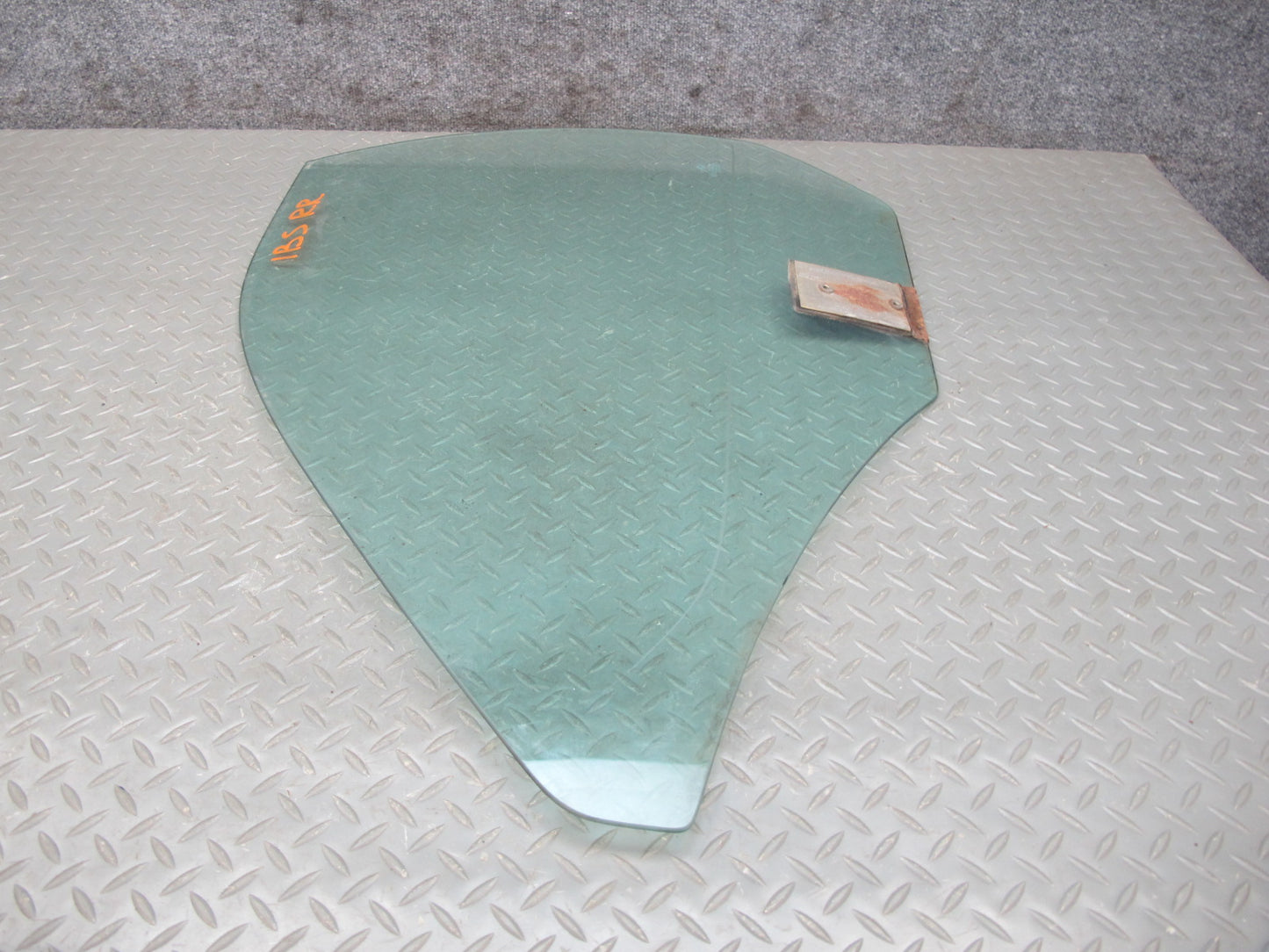 85-89 BMW E24 6-SERIES Rear Right Quarter Glass Window OEM