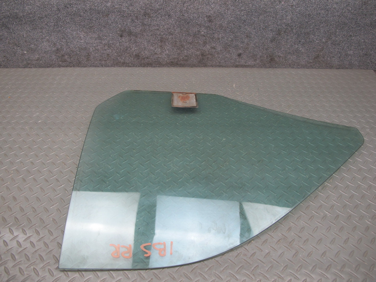 85-89 BMW E24 6-SERIES Rear Right Quarter Glass Window OEM