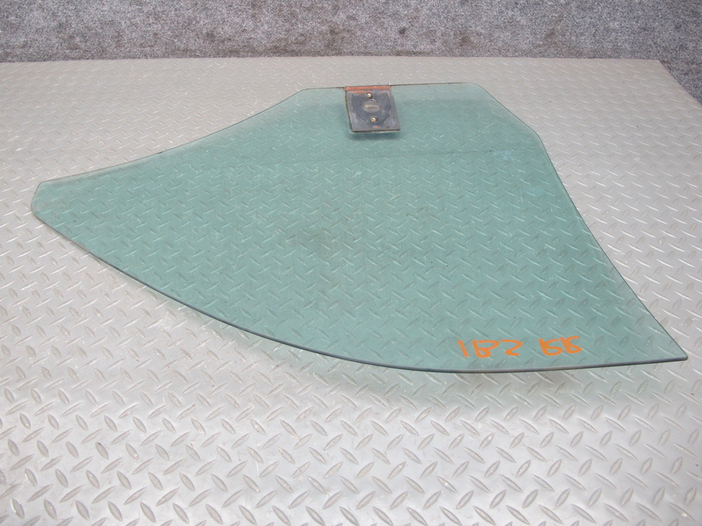 85-89 BMW E24 6-SERIES Rear Right Quarter Glass Window OEM