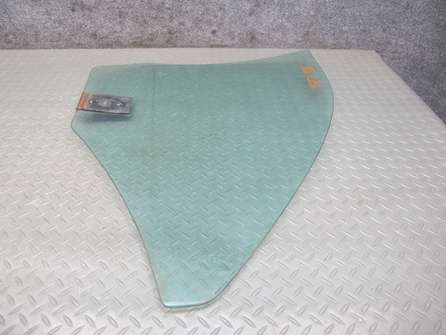 85-89 BMW E24 6-SERIES Rear Right Quarter Glass Window OEM