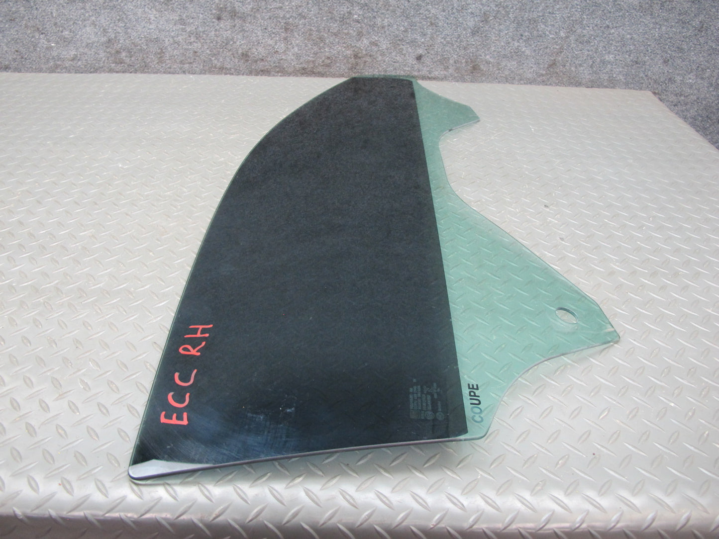 16-23 Chevrolet Camaro Coupe Right Passenger Door Glass Window OEM